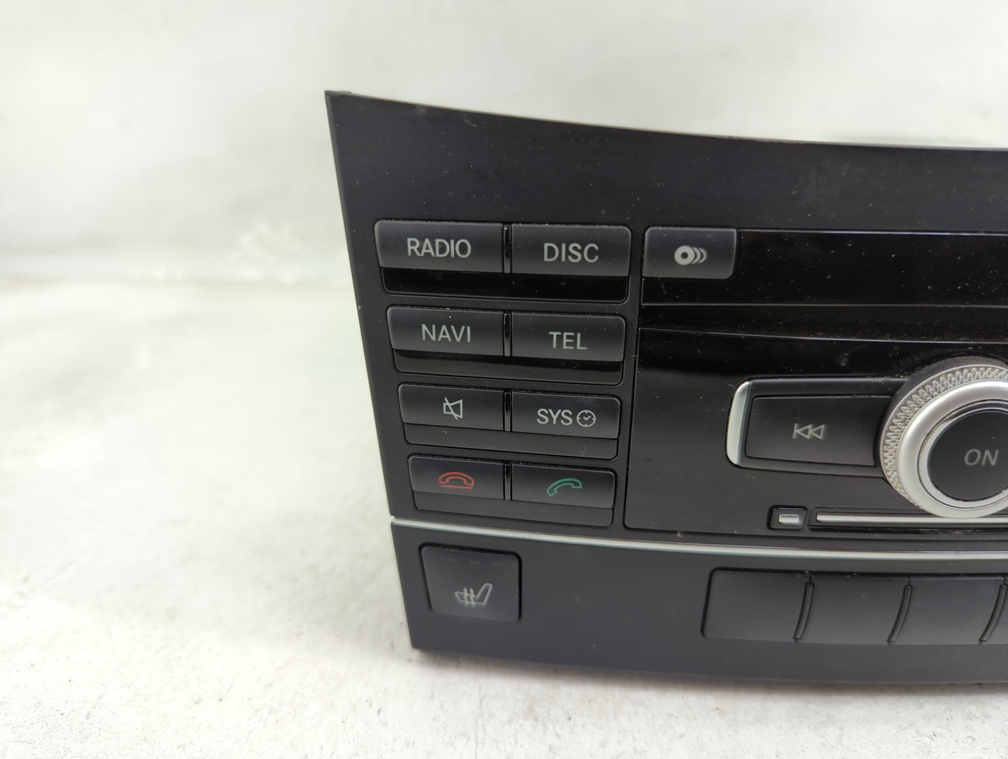 2011 Mercedes-Benz E-Class Radio AM FM Cd Player Receiver Replacement P/N:A2129008609 A2129011904, A2129021804 Fits Fits 201