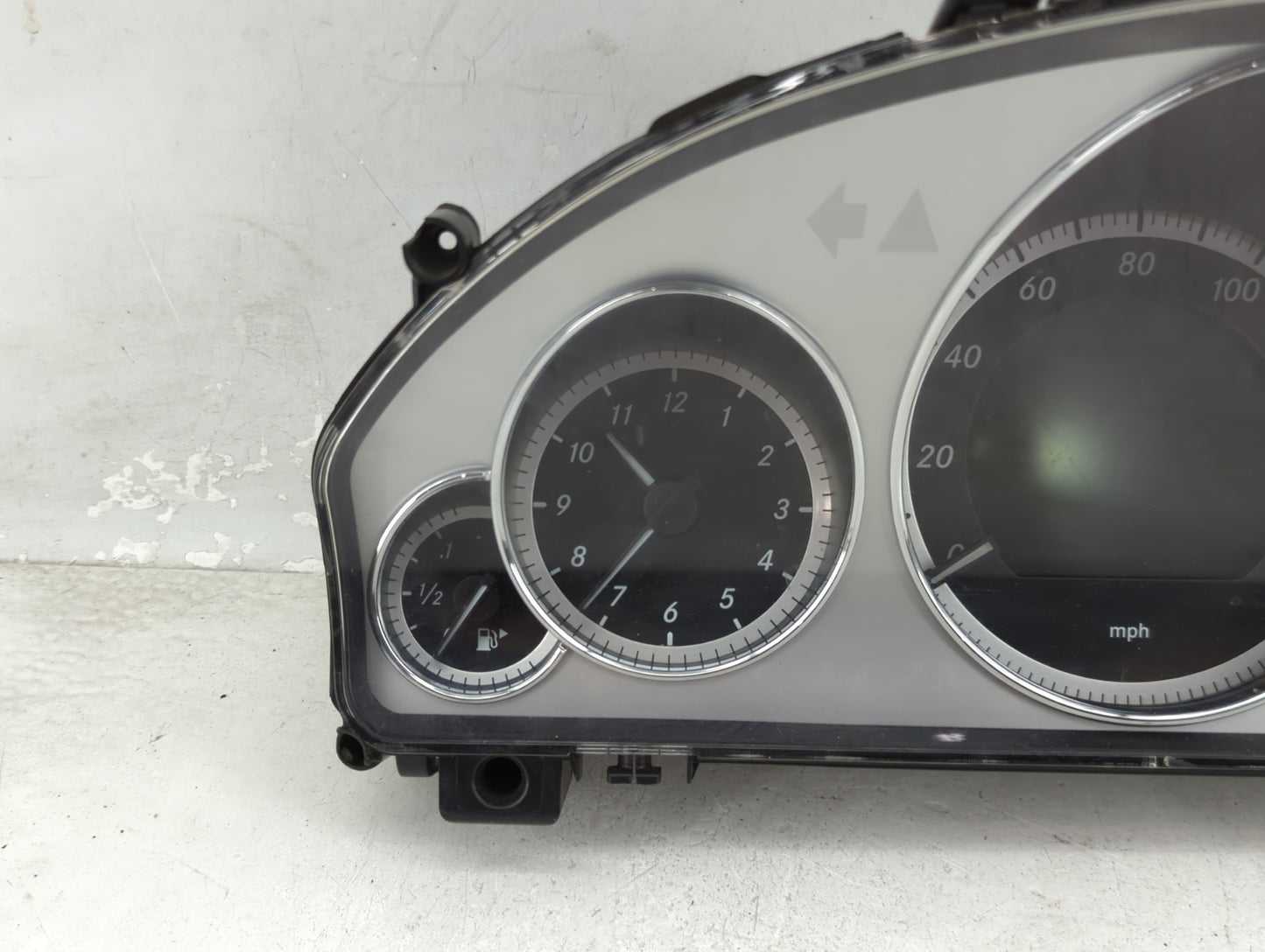 2011 Mercedes-Benz E-Class Instrument Cluster Speedometer Gauges P/N:A2C53257171 Miles:100K Fits OEM Used Auto Parts - Oemus