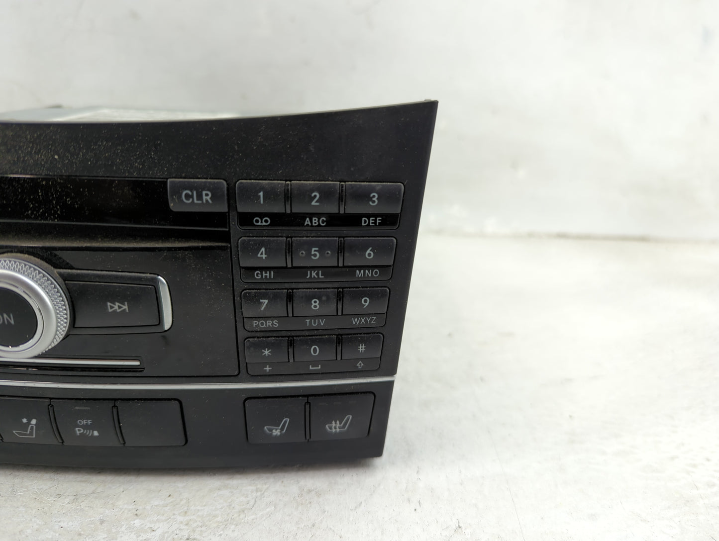 2011 Mercedes-Benz E-Class Radio AM FM Cd Player Receiver Replacement P/N:A2129008609 A2129006909, A2129011604 Fits Fits 201