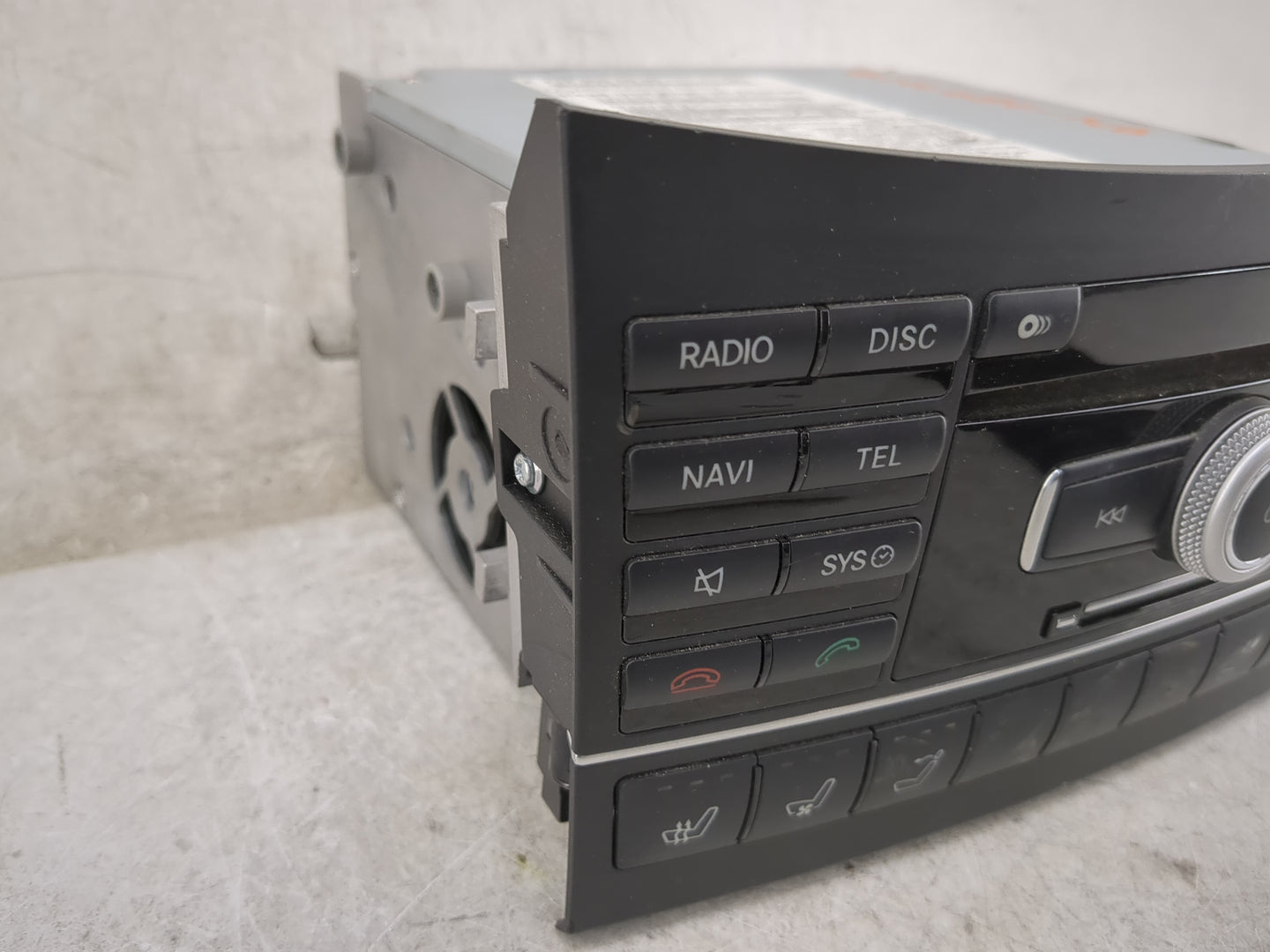 2011 Mercedes-Benz E-Class Radio AM FM Cd Player Receiver Replacement P/N:A2129006909 A2129011604, A2129020904 Fits Fits 201