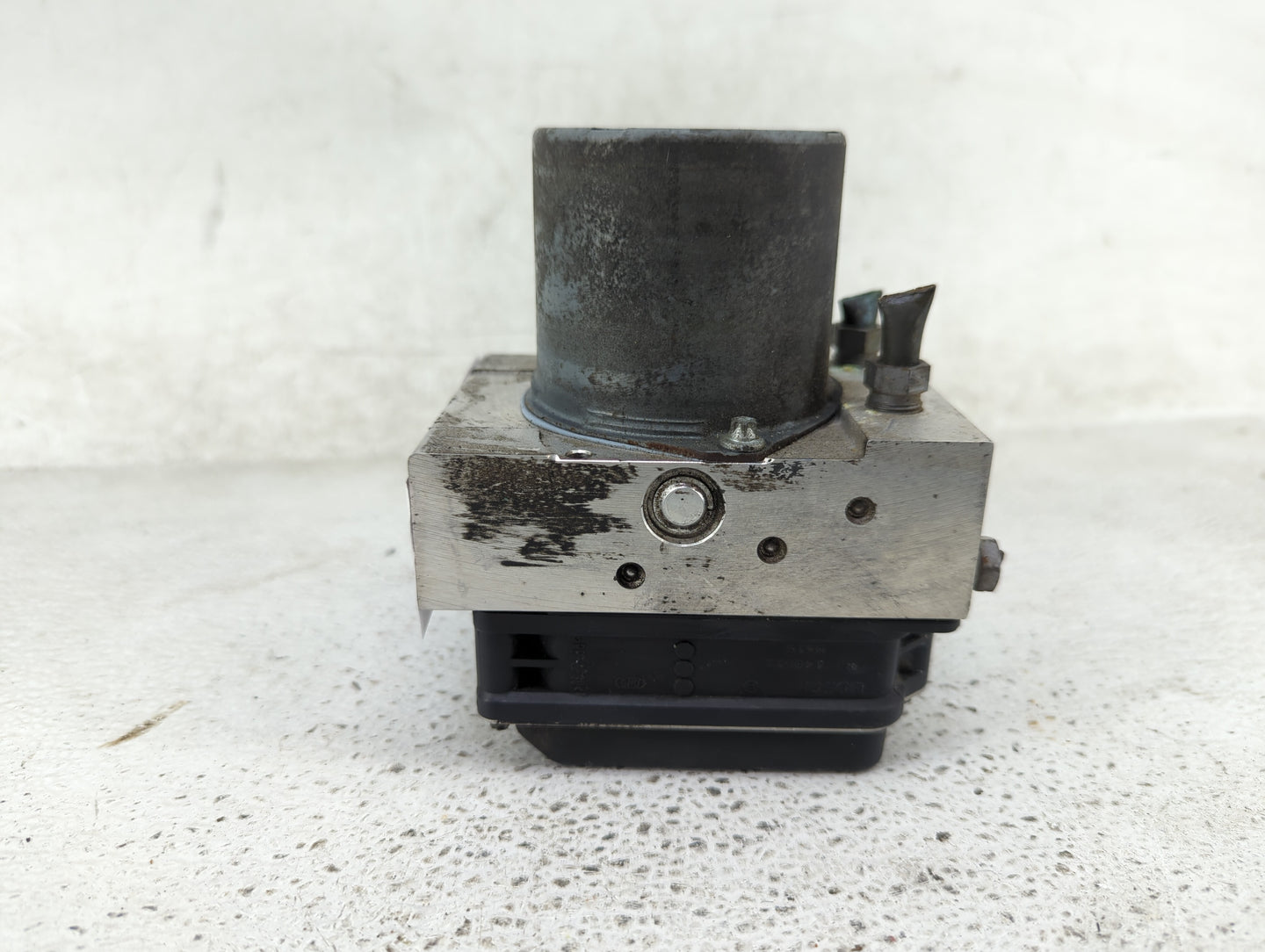 2011 Mercedes-Benz E-Class ABS Pump Control Module Replacement P/N:0265236469 A2129030312, 11060676/0398 Fits Fits 2012 OEM 
