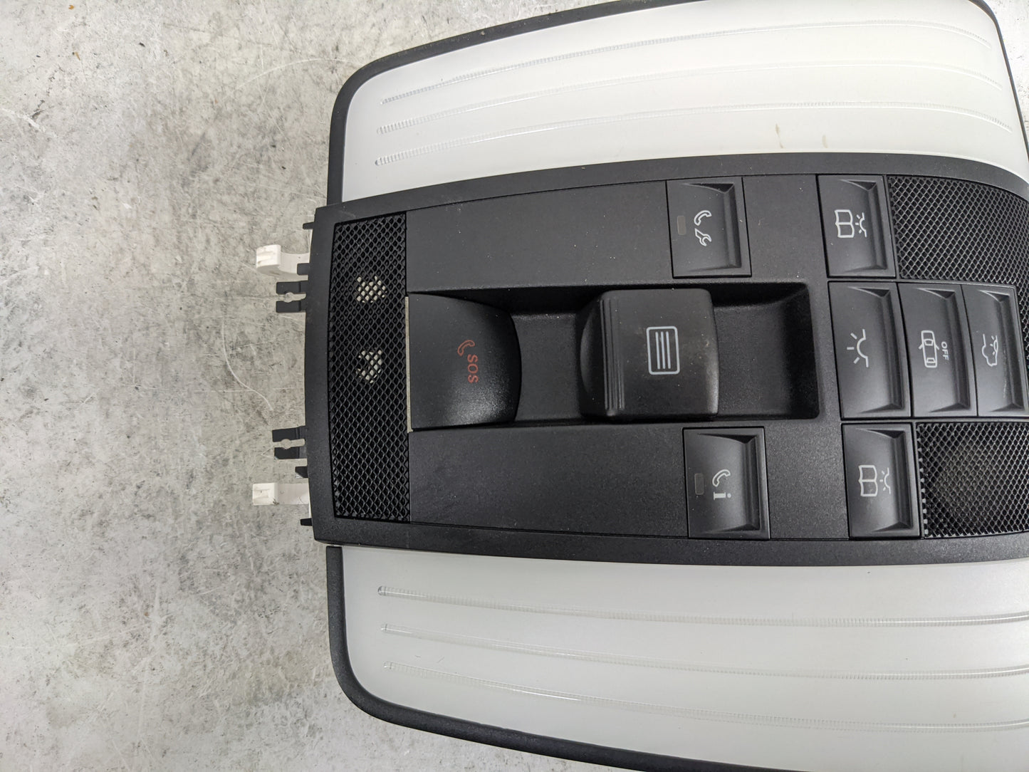 2011 Mercedes-benz E-class Overhead Console W/rear Climate Control Gray - Oemusedautoparts1.com
