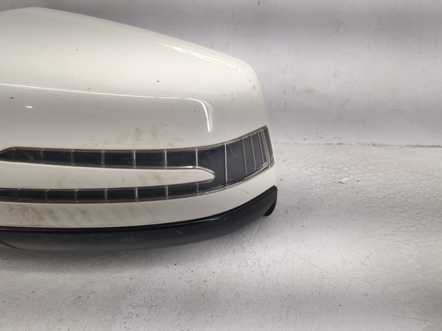 2011 Mercedes-Benz E-Class Driver Side View Mirror - Left Door Mirror OEM Used - Oemusedautoparts1.com