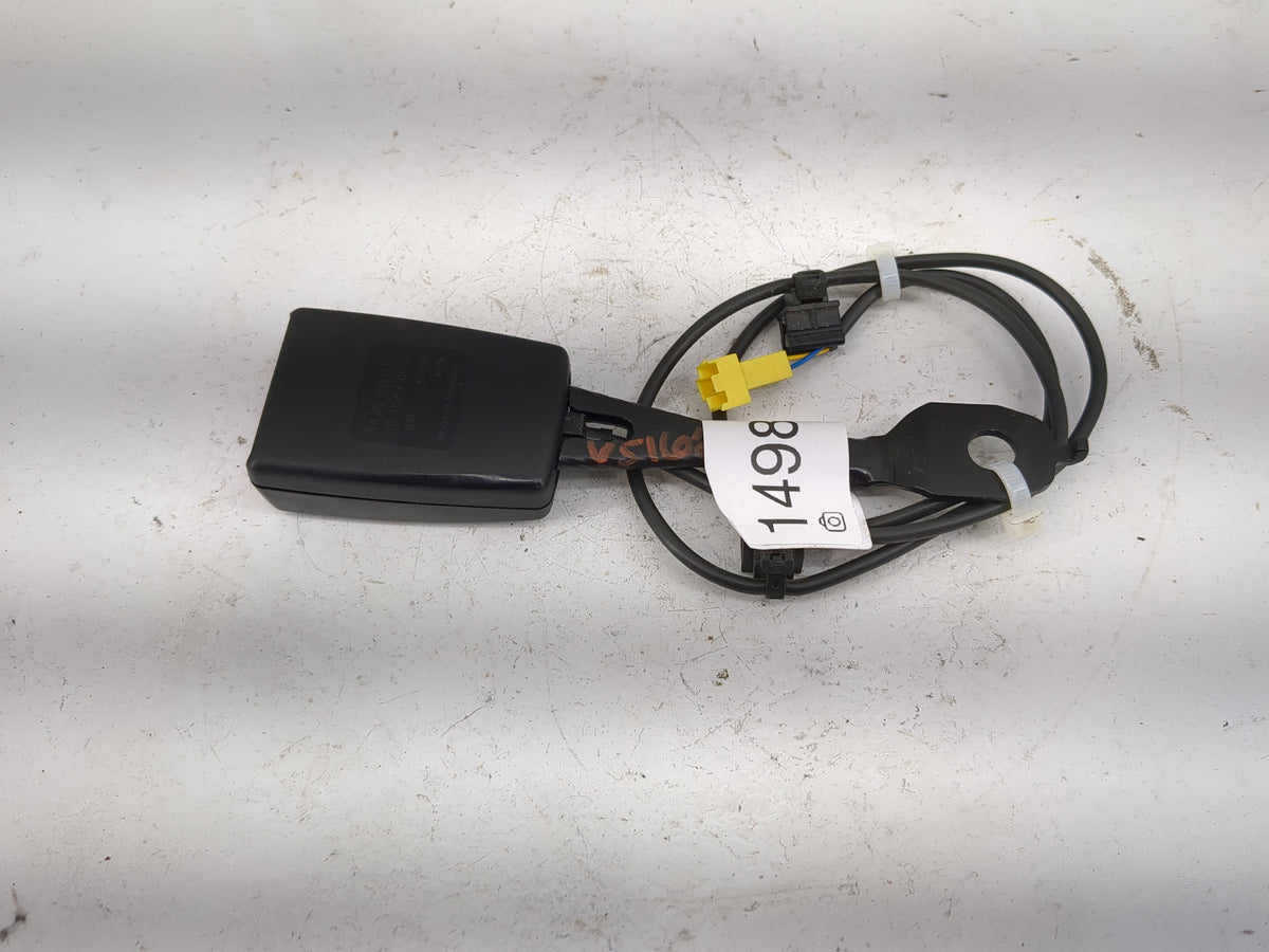 Mercedes-benz E-class Driver Seatbelt Buckle - Oemusedautoparts1.com