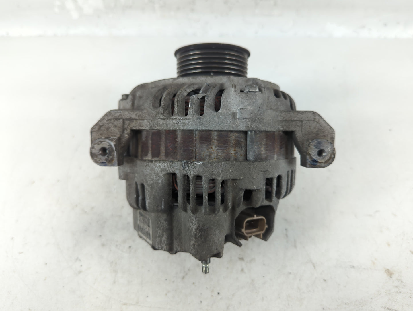 2011 Mercedes-Benz E250 Alternator Replacement Generator Charging Assembly Engine OEM P/N:9C2T-10300-DA Fits OEM Used Auto P
