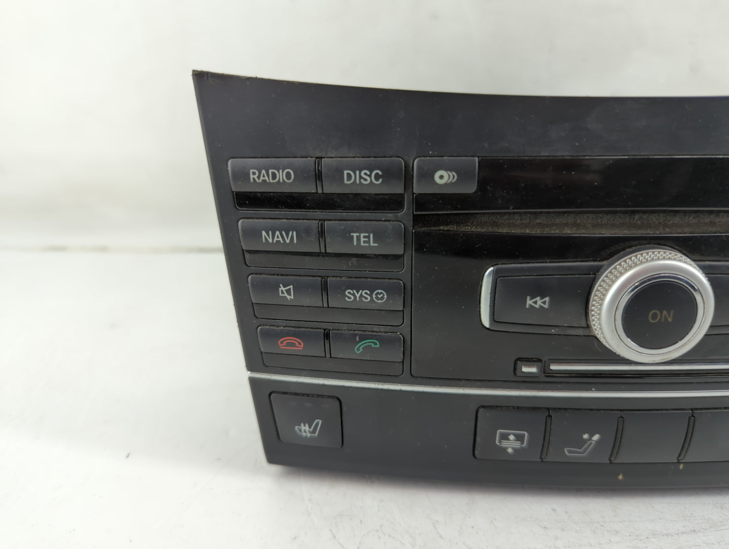 2010-2012 Mercedes-Benz E350 Radio AM FM Cd Player Receiver Replacement P/N:A 212 900 86 09 Fits Fits 2010 2011 2012 OEM Use