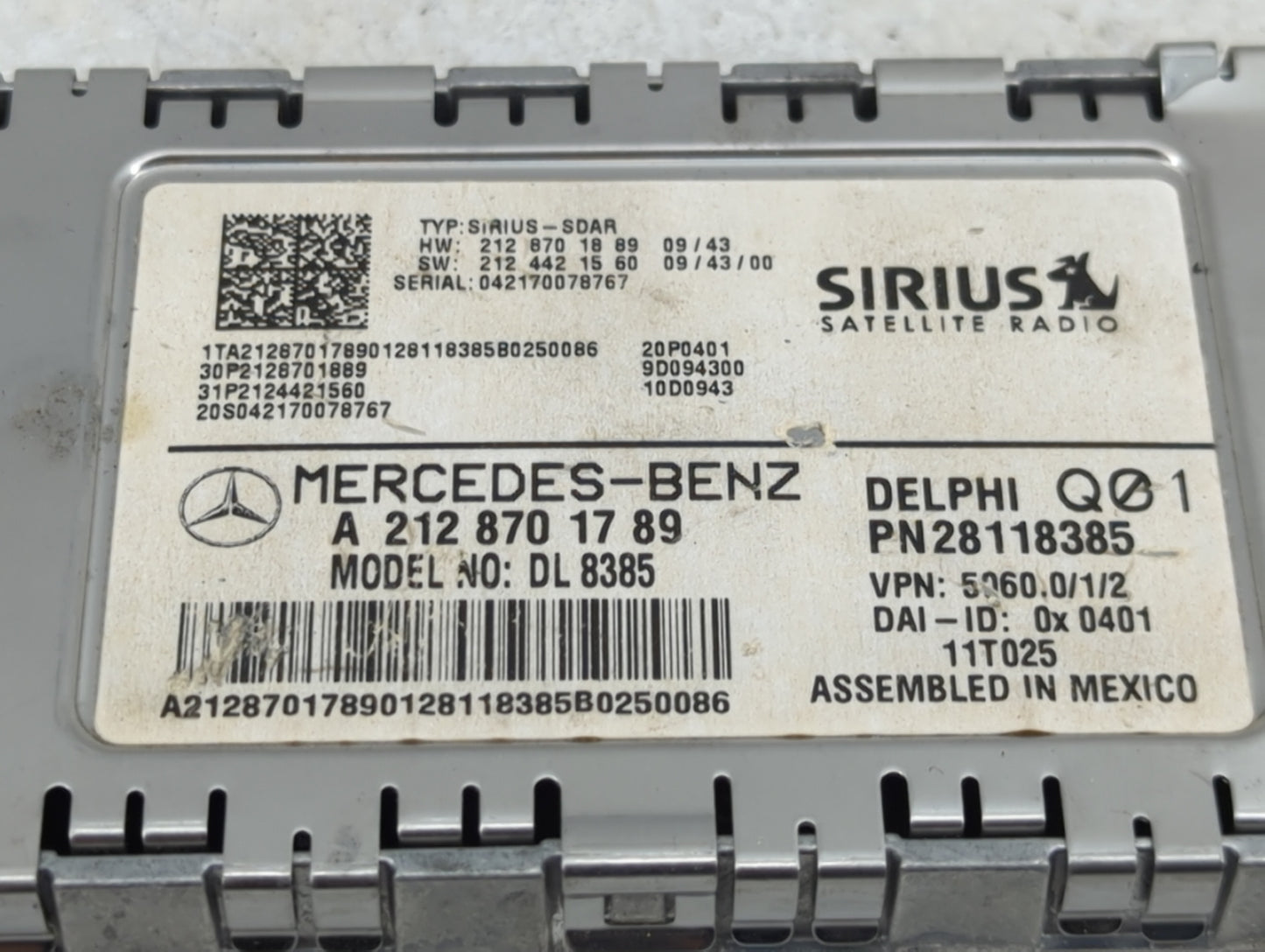 2010-2013 Mercedes-Benz E350 Radio AM FM Cd Player Receiver Replacement P/N:A2128701789 28118385 Fits OEM Used Auto Parts - 