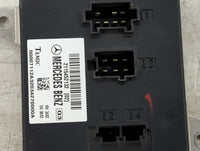 2011 Mercedes-benz E350 Body Control Module Bcm Inner Cabin Fuse Box - Oemusedautoparts1.com
