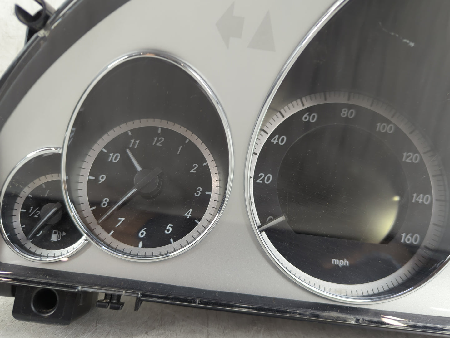 2011 Mercedes-Benz E350 Instrument Cluster Speedometer Gauges P/N:A2C53257171 Miles: Fits OEM Used Auto Parts - Oemusedautop