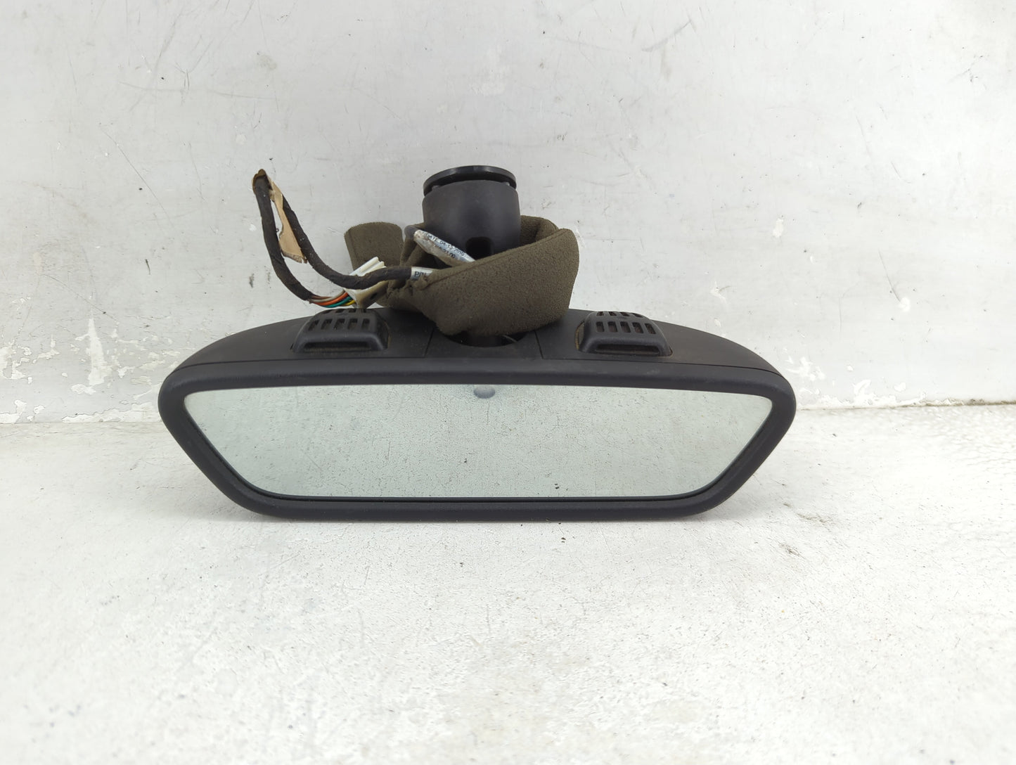 2011 Mercedes-Benz E350 Interior Rear View Mirror Replacement OEM Fits OEM Used Auto Parts - Oemusedautoparts1.com