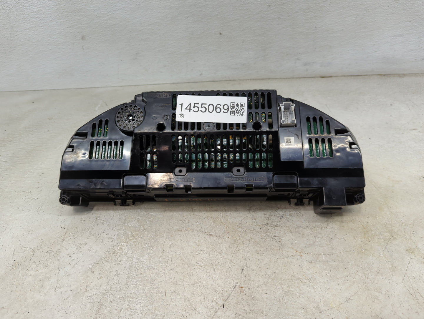2011 Mercedes-Benz E350 Instrument Cluster Speedometer Gauges P/N:A2129004204 Miles: Fits OEM Used Auto Parts - Oemusedautop