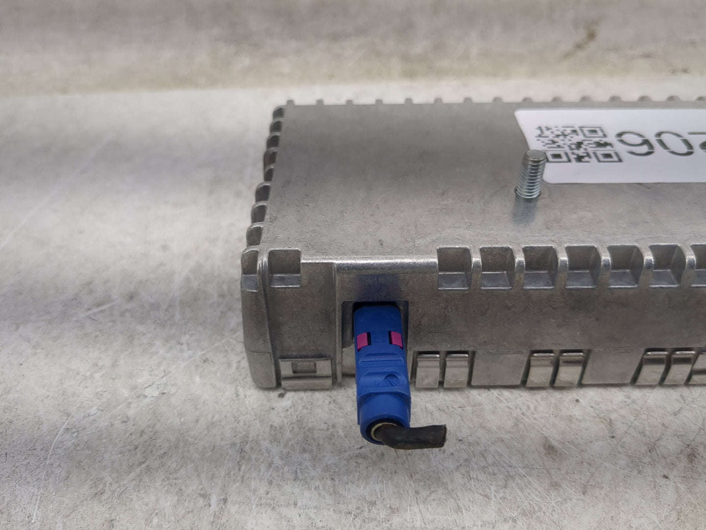 2010-2013 Mercedes-benz E350 Tuner Satellite Receiver - Oemusedautoparts1.com