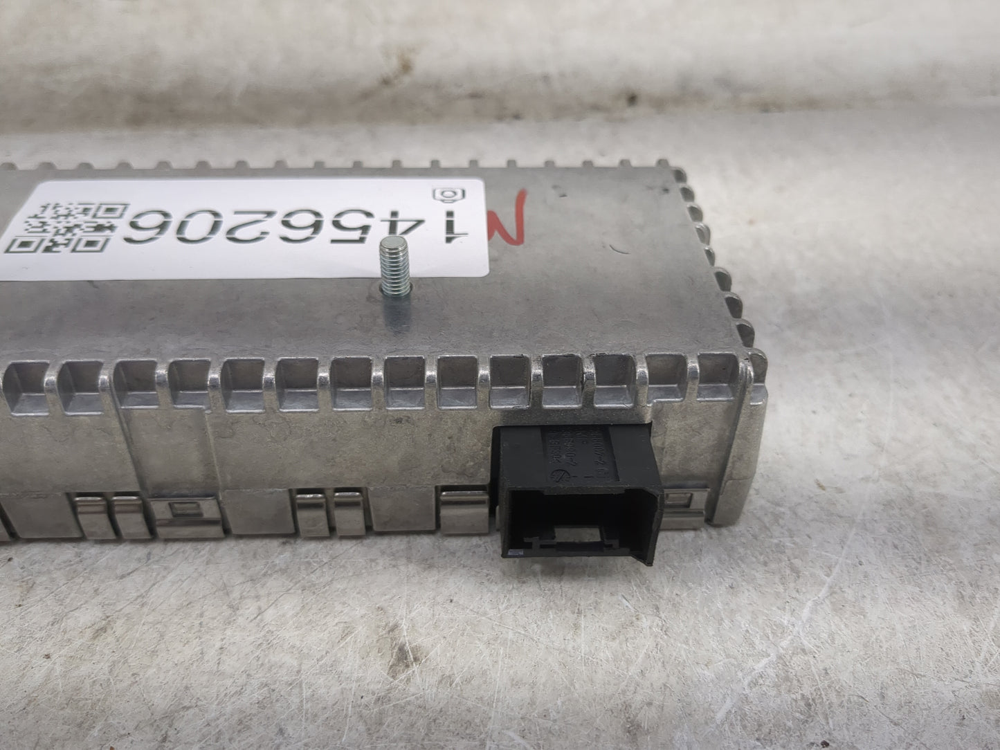 2010-2013 Mercedes-benz E350 Tuner Satellite Receiver - Oemusedautoparts1.com