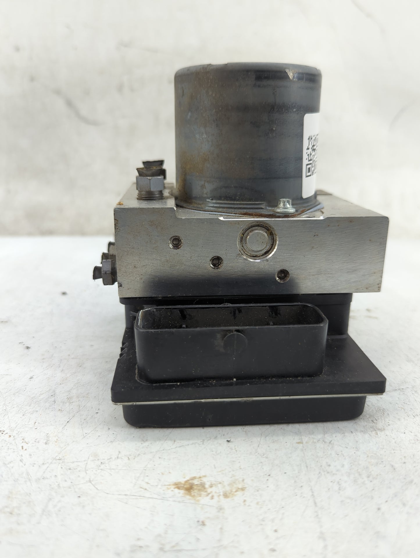 2011-2012 Mercedes-Benz E350 ABS Pump Control Module Replacement P/N:A212 431 35 12 Fits Fits 2011 2012 OEM Used Auto Parts 