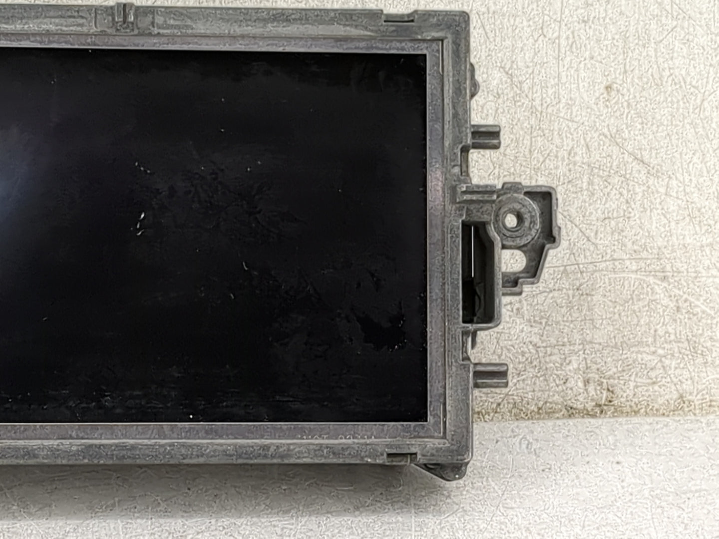 2010-2011 Mercedes-benz E350 Information Display Screen 1468852 - Oemusedautoparts1.com