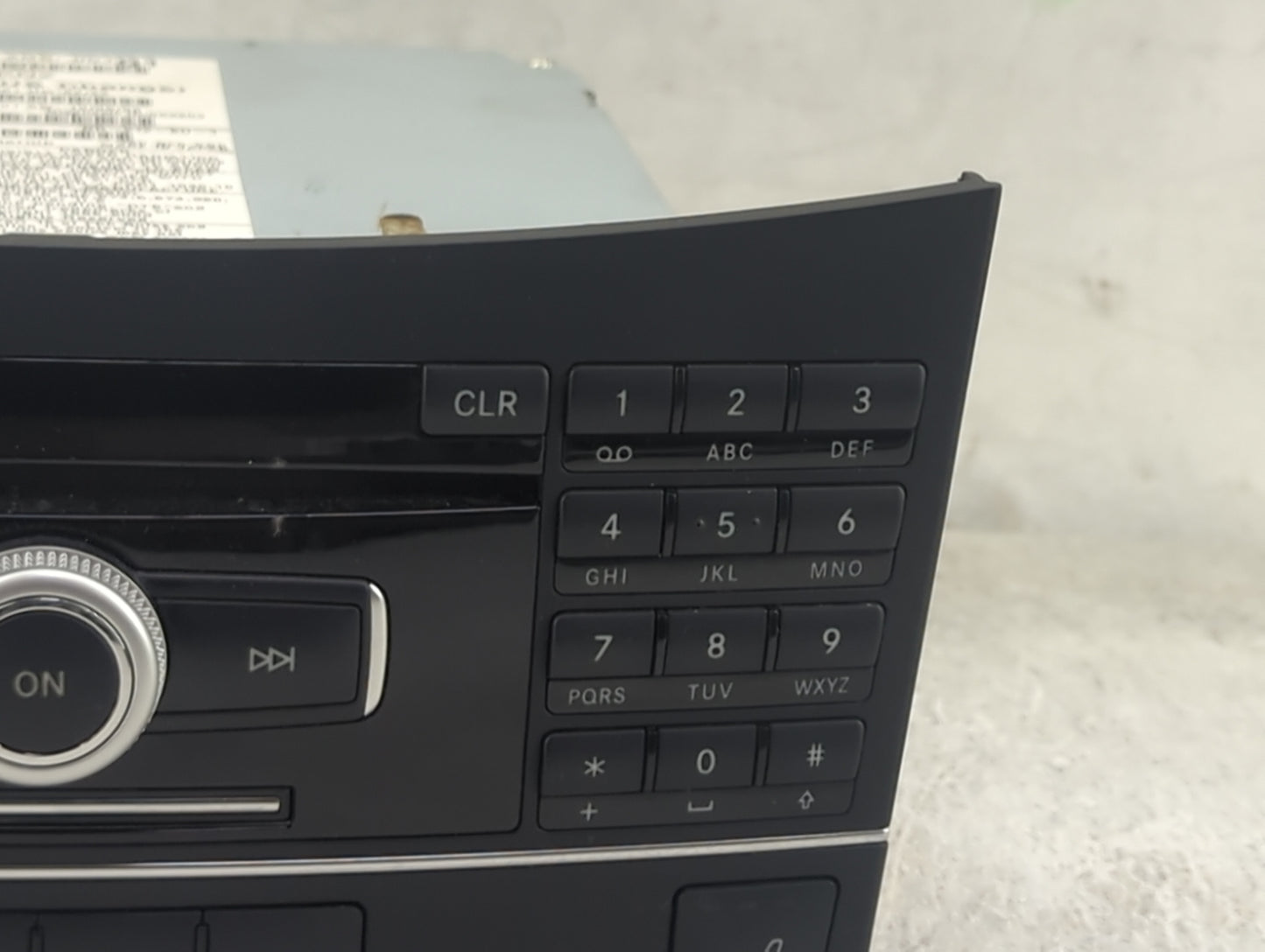 2011 Mercedes-Benz E350 Radio AM FM Cd Player Receiver Replacement P/N:A2129069000 A2129019202, A2129026803 Fits OEM Used Au