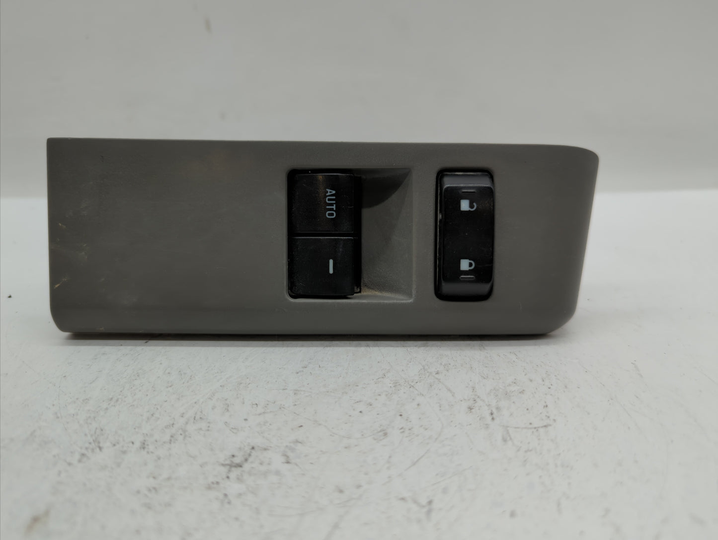 2011 Mercedes-Benz E350 Master Power Window Switch Replacement Driver Side Left P/N:8C3T-14B133-DBS 7L2T-14963-AAW Fits OEM 
