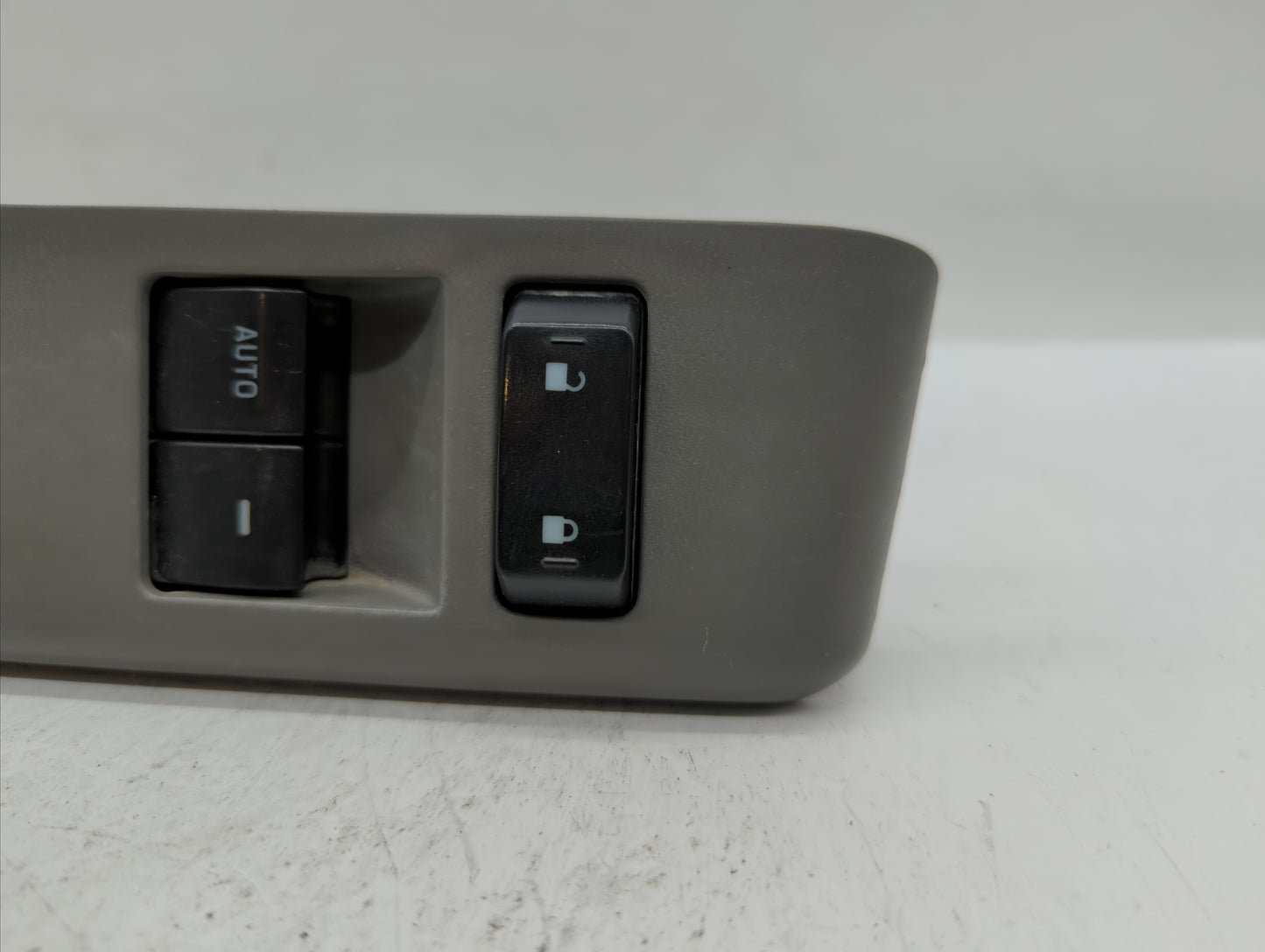 2011 Mercedes-Benz E350 Master Power Window Switch Replacement Driver Side Left P/N:8C3T-14B133-DBS 7L2T-14963-AAW Fits OEM 