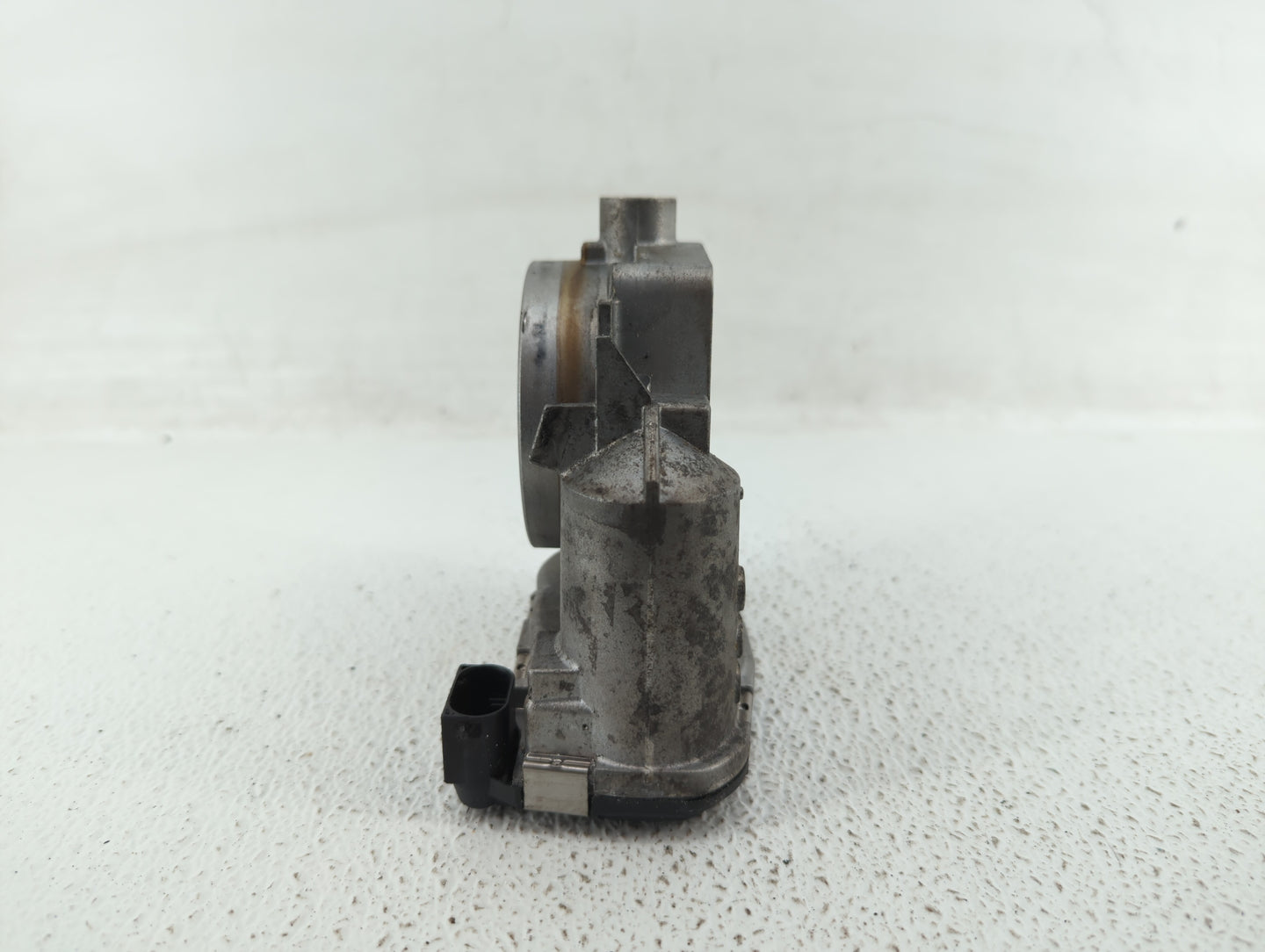 2007-2011 Mercedes-Benz E350 Throttle Body P/N:A 113 141 01 25 1131410125 Fits OEM Used Auto Parts - Oemusedautoparts1.com