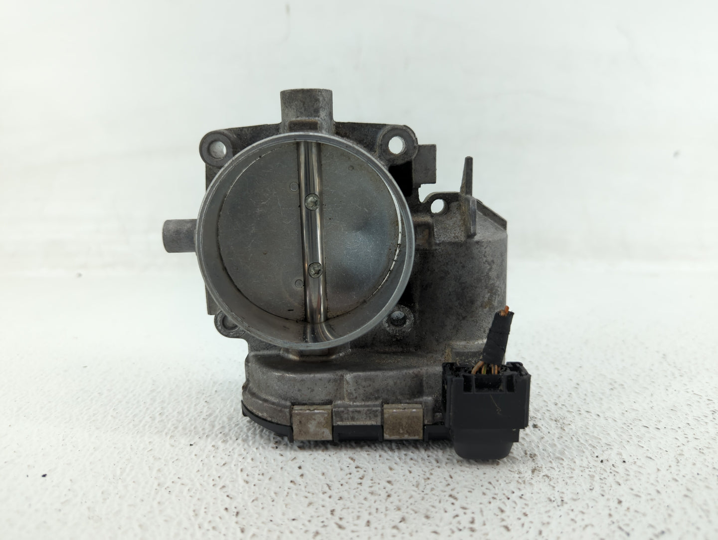2007-2011 Mercedes-Benz E350 Throttle Body P/N:A 113 141 01 25 1131410125 Fits OEM Used Auto Parts - Oemusedautoparts1.com