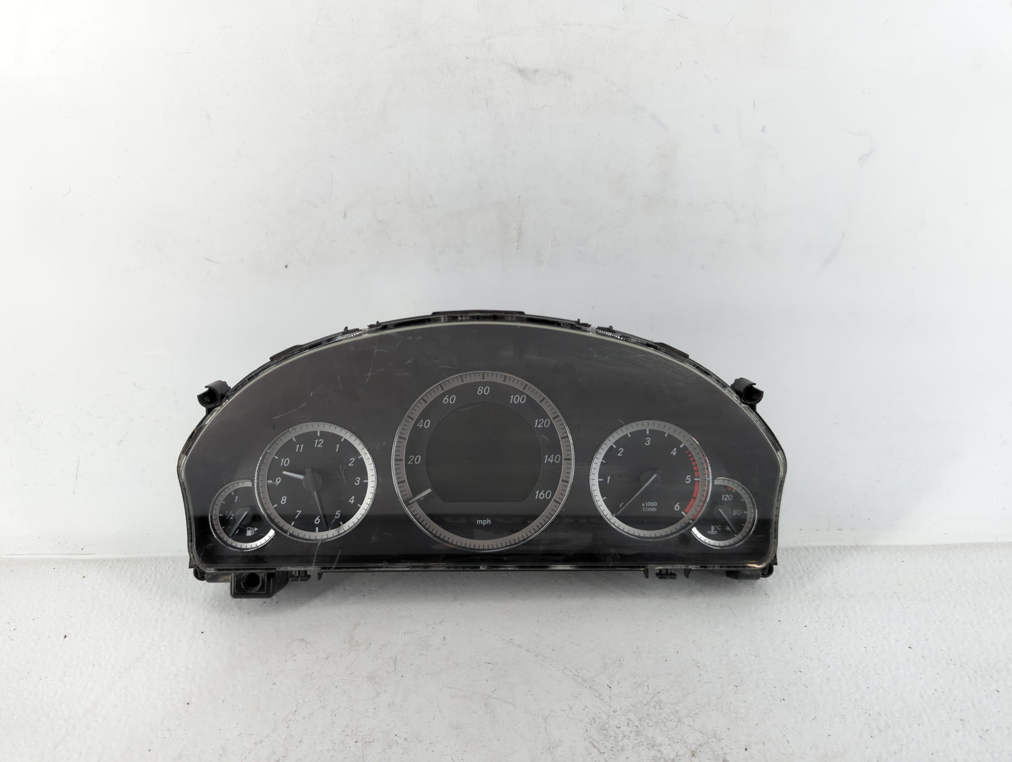 2011 Mercedes-Benz E350 Instrument Cluster Speedometer Gauges P/N:A212 900 12 10 ZGS 001 A212 900 12 10 Fits OEM Used Auto P