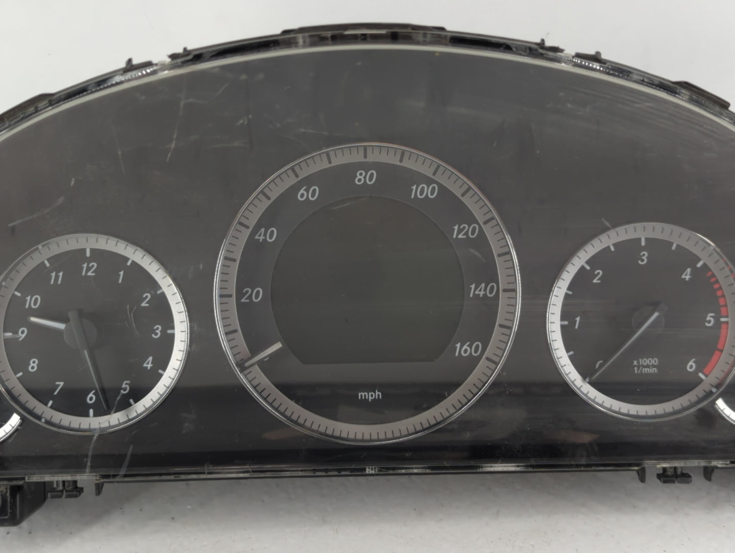 2011 Mercedes-Benz E350 Instrument Cluster Speedometer Gauges P/N:A212 900 12 10 ZGS 001 A212 900 12 10 Fits OEM Used Auto P