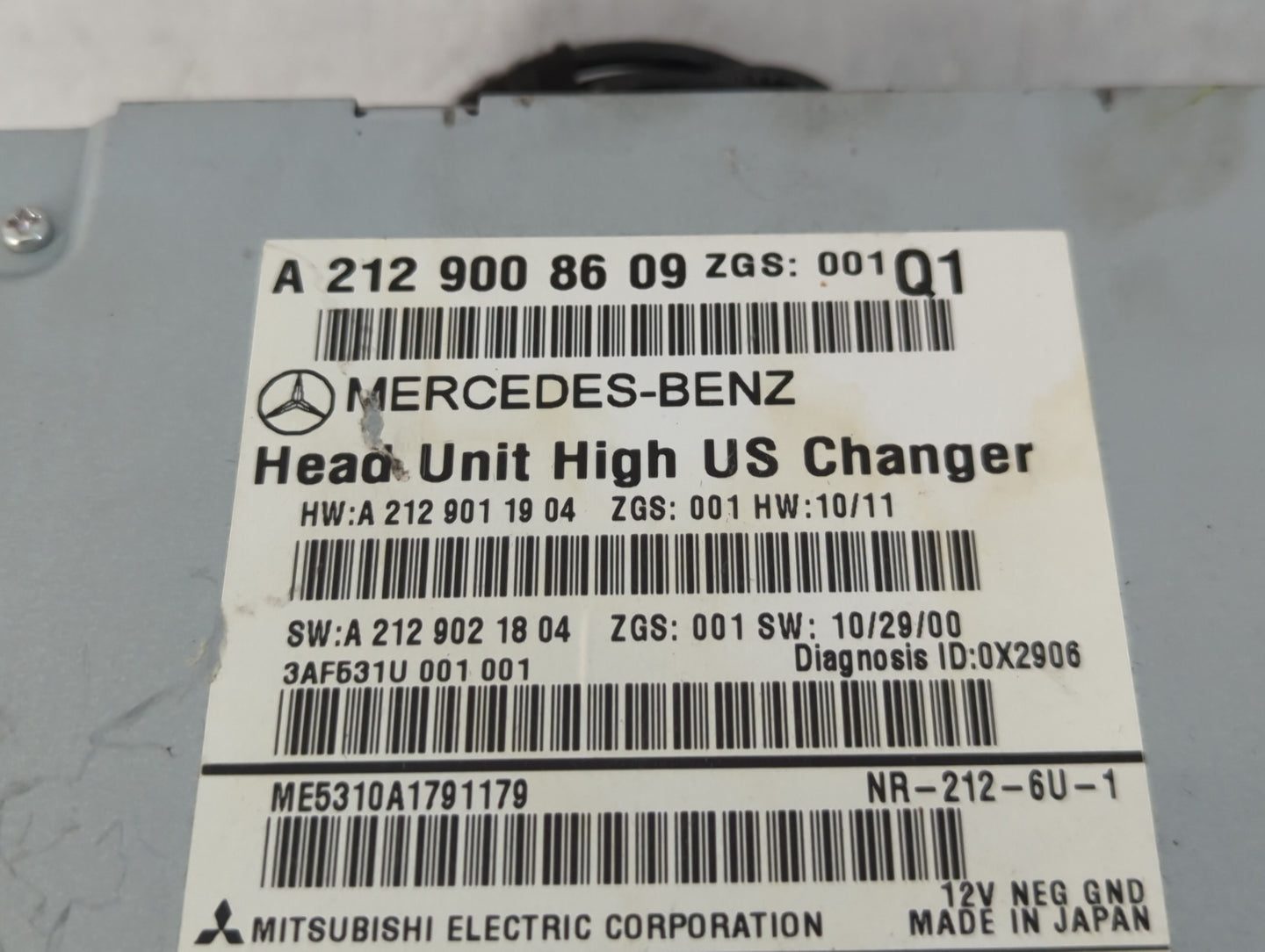 2010-2012 Mercedes-Benz E350 Radio AM FM Cd Player Receiver Replacement P/N:A 212 900 86 09 Fits Fits 2010 2011 2012 OEM Use