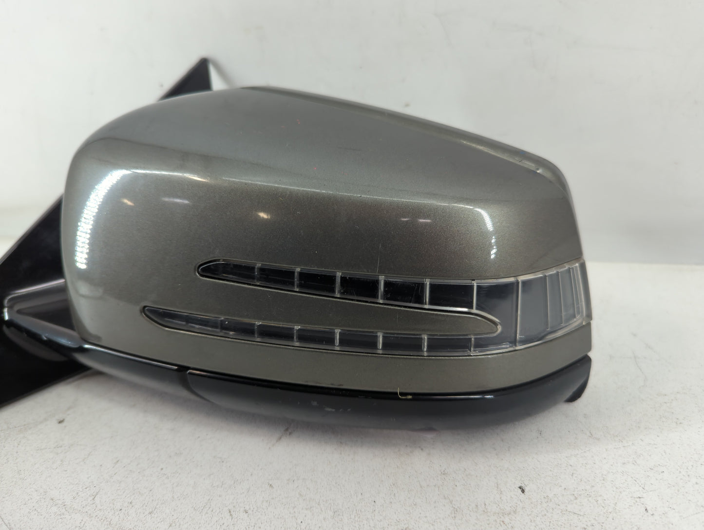 2011-2013 Mercedes-Benz E550 Driver Side View Mirror - Left Door Mirror OEM Used - Oemusedautoparts1.com