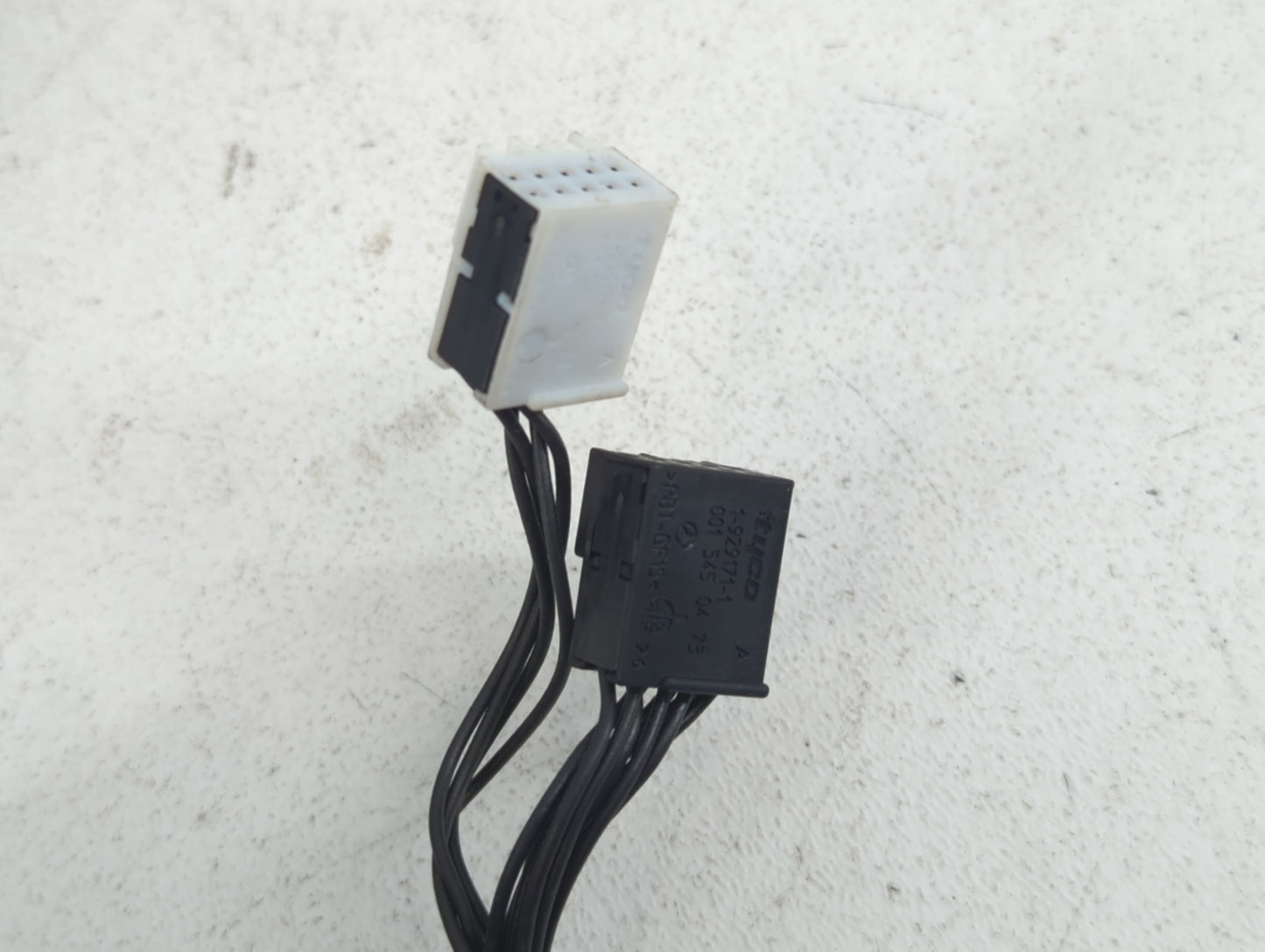 2011-2013 Mercedes-Benz E550 Driver Side View Mirror - Left Door Mirror OEM Used - Oemusedautoparts1.com