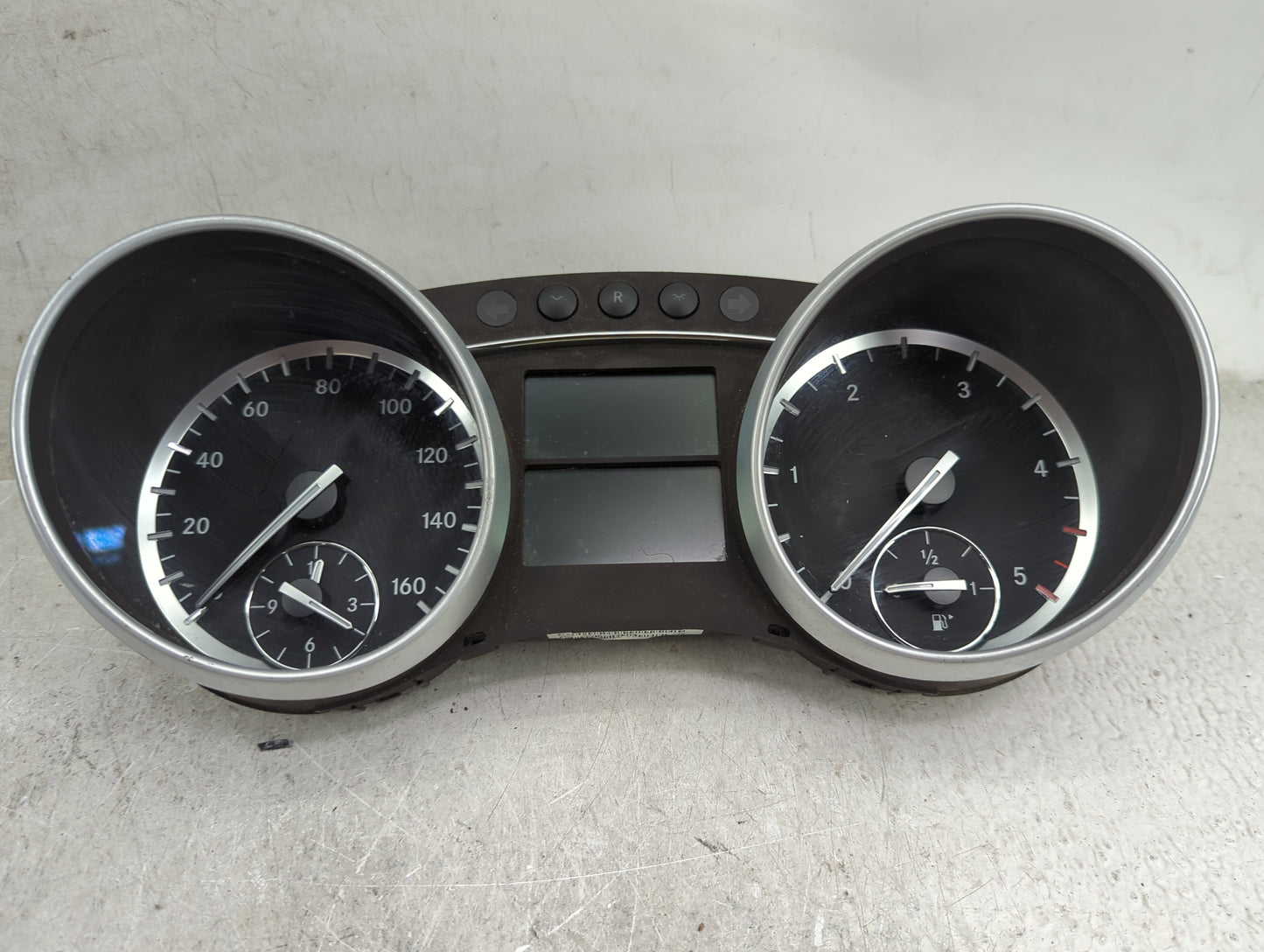2011 Mercedes-Benz Gl450 Instrument Cluster Speedometer Gauges P/N:A1649008400 A2CS3361687 Miles:108K Fits Fits 2010 2012 OE