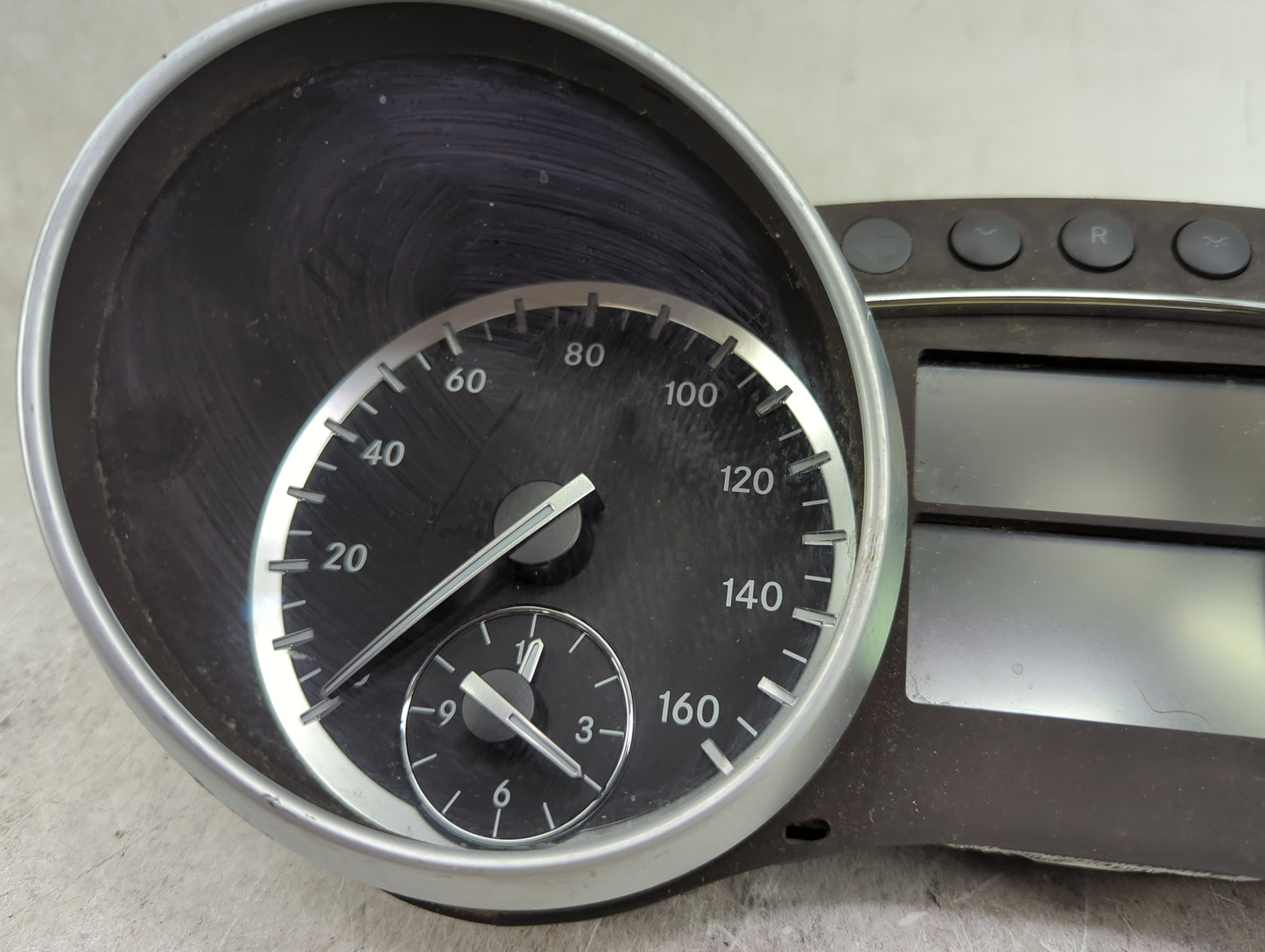 2011 Mercedes-Benz Gl450 Instrument Cluster Speedometer Gauges P/N:A1649008400 A2CS3361687 Miles:108K Fits Fits 2010 2012 OE