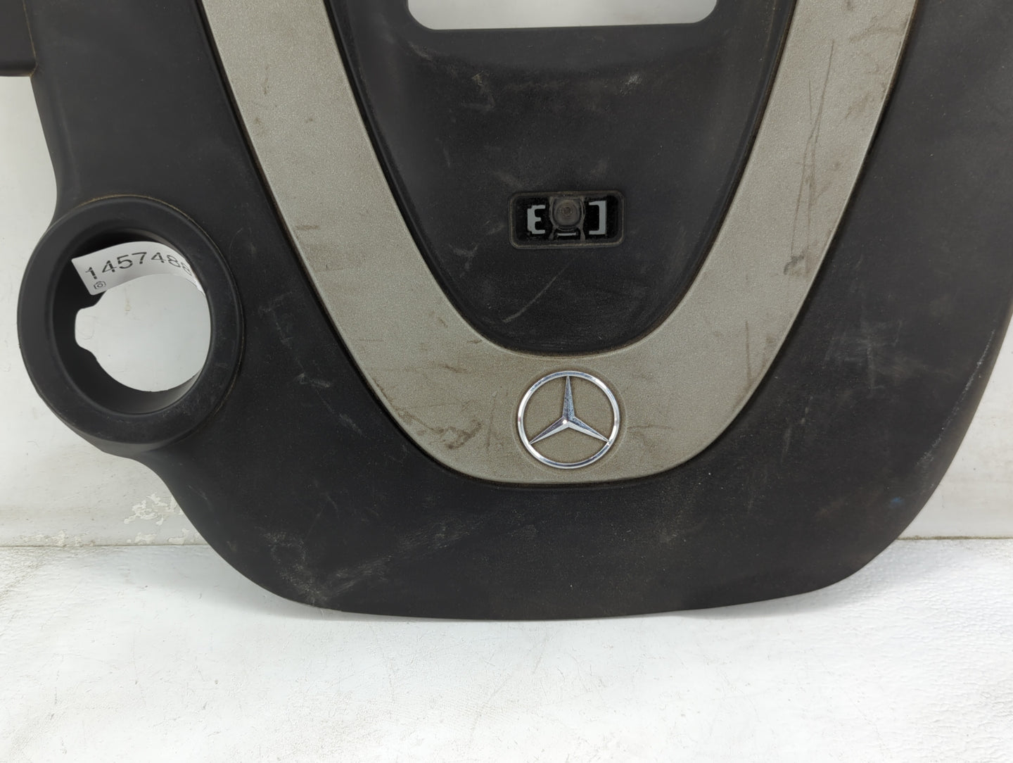 2011 Mercedes-benz Gl550 Engine Cover - Oemusedautoparts1.com