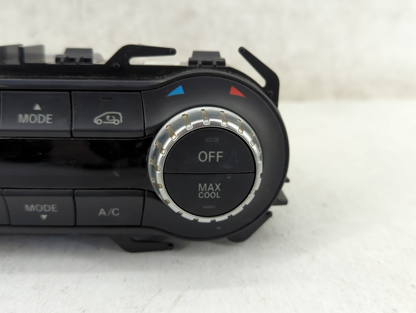 2011 Mercedes-Benz Gla250 Climate Control Module Temperature AC/Heater Replacement P/N:A2469002508 A2469010905, SW132100 Fit