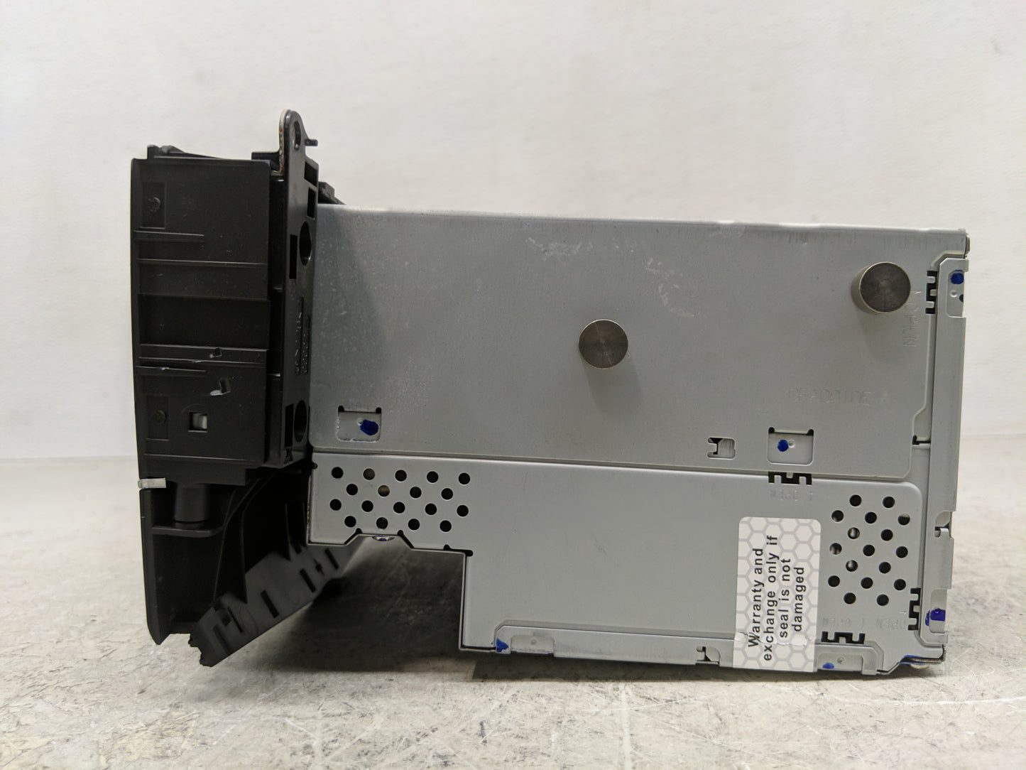 2011 Mercedes-Benz Glk250 Radio AM FM Cd Player Receiver Replacement Fits Fits 2012 OEM Used Auto Parts - Oemusedautoparts1.