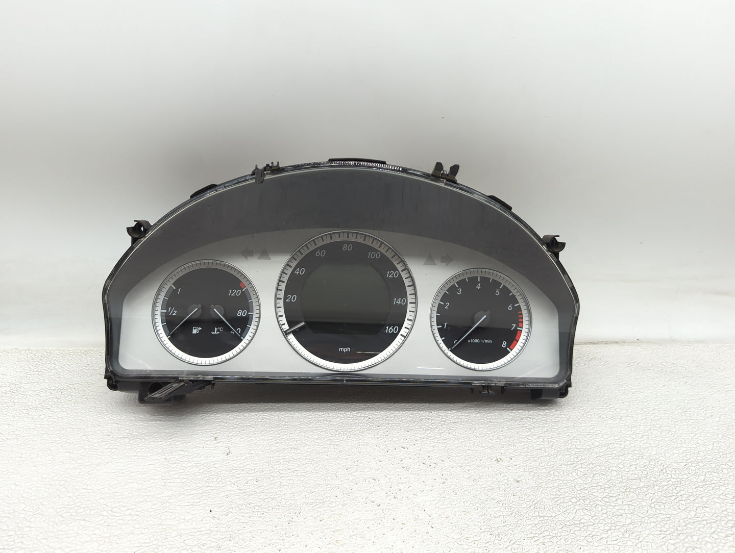 2011 Mercedes-Benz Glk350 Instrument Cluster Speedometer Gauges P/N:A2049001605 A2C53414725, A204 901 39 00, A204 902 27 02 