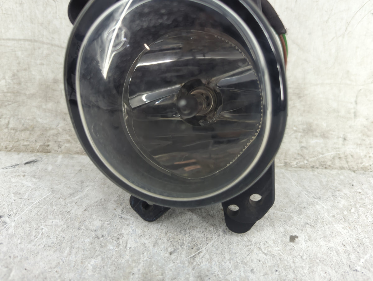 2011-2012 Mercedes-benz Glk350 Passenger Right Oem Fog Light Lamp Black - Oemusedautoparts1.com
