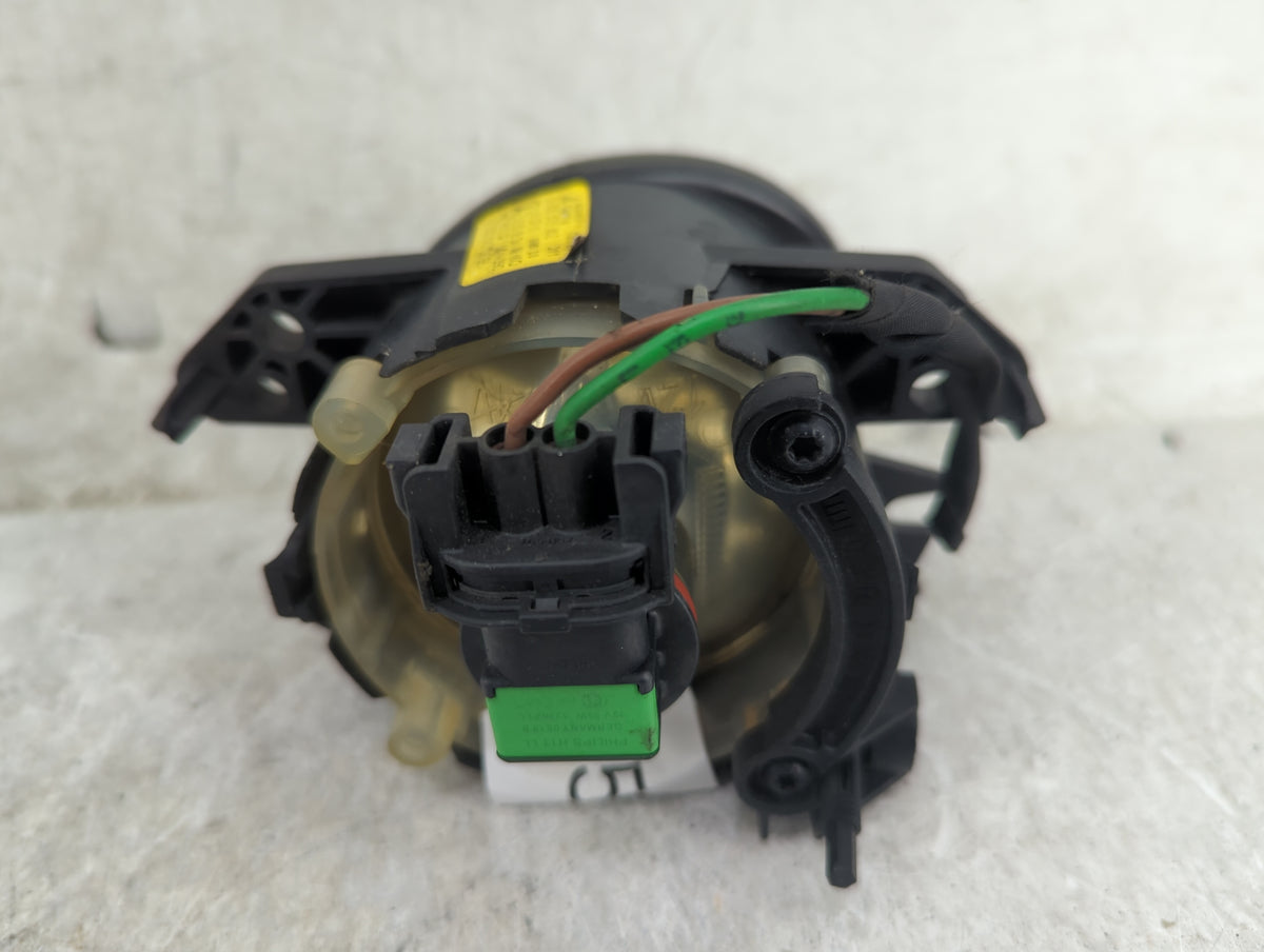 2011-2012 Mercedes-benz Glk350 Passenger Right Oem Fog Light Lamp Black - Oemusedautoparts1.com