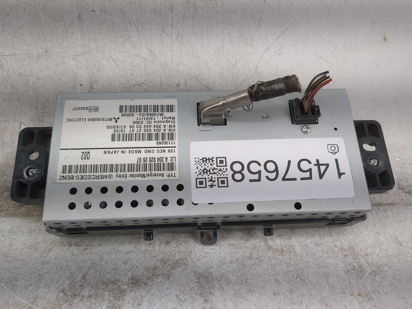 2010-2012 Mercedes-benz Glk350 Information Display Screen 1457658 - Oemusedautoparts1.com
