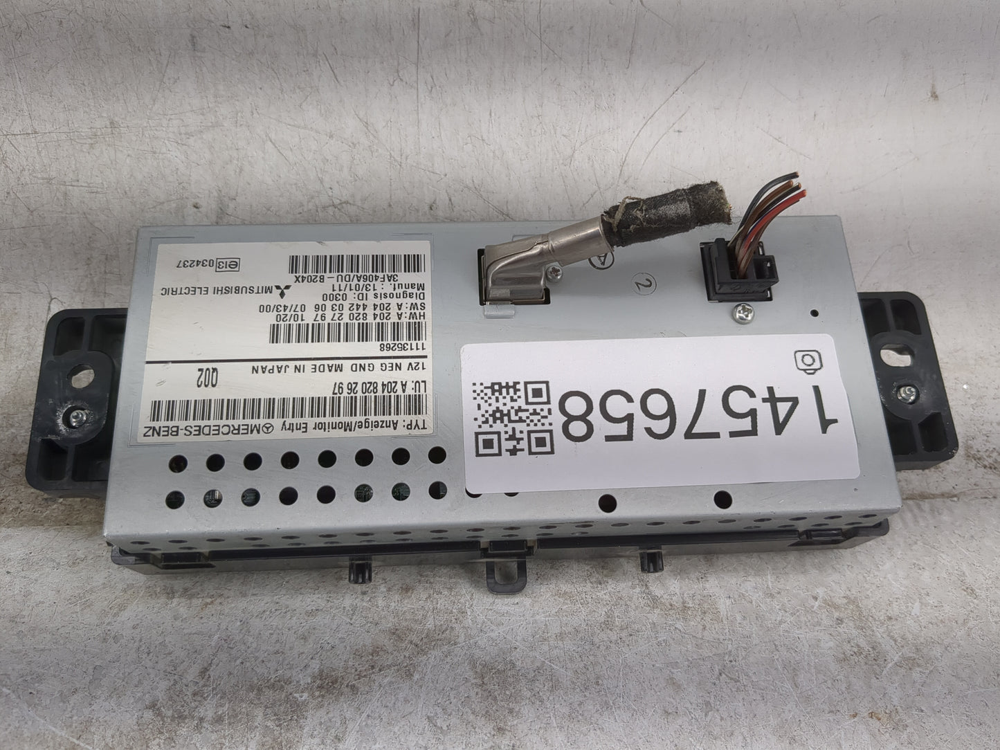 2010-2012 Mercedes-benz Glk350 Information Display Screen 1457658 - Oemusedautoparts1.com