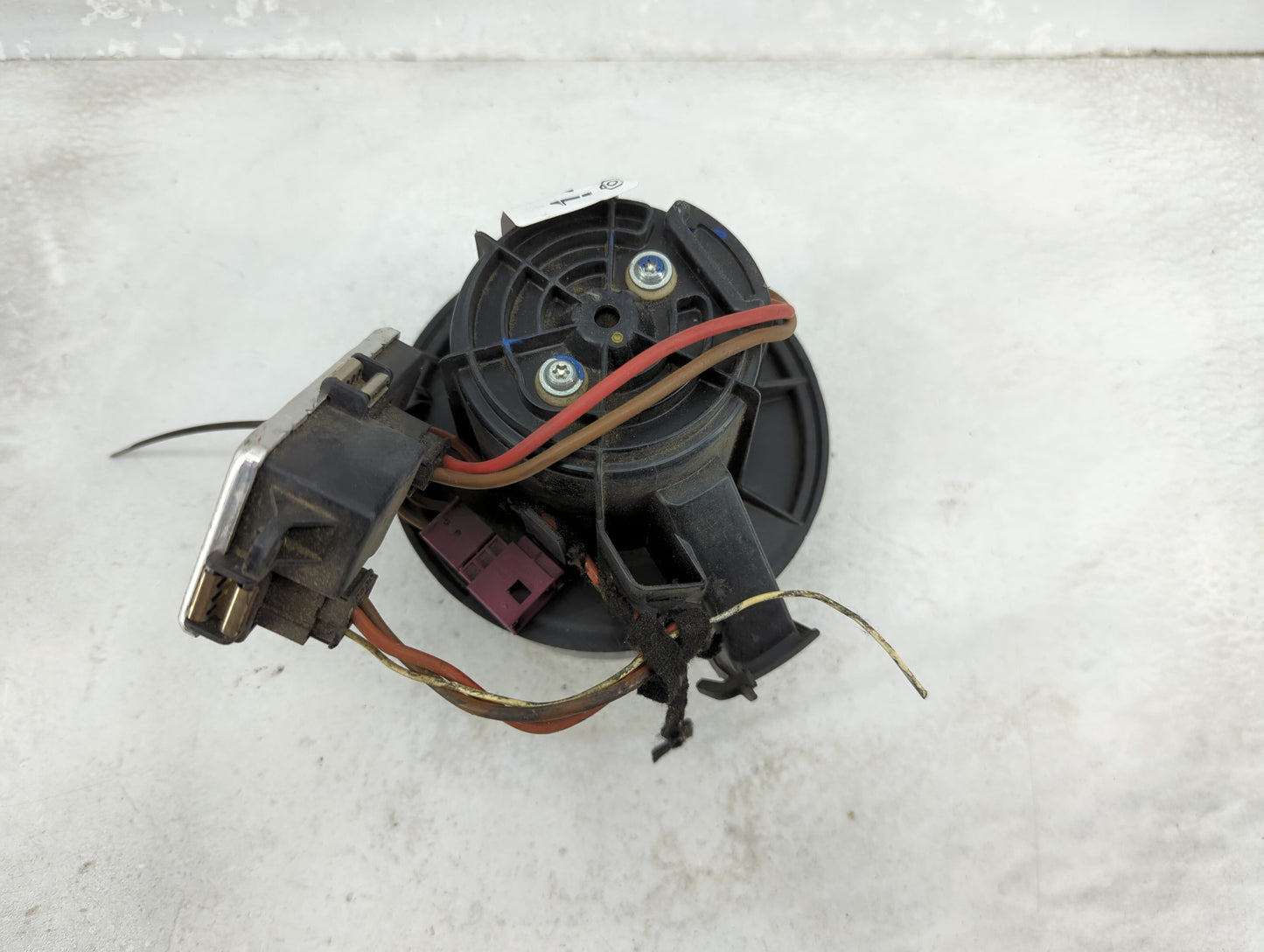 2011-2015 Mercedes-Benz Glk350 Heater AC Blower Motor P/N:V7771001 W204 Fits OEM Used Auto Parts - Oemusedautoparts1.com