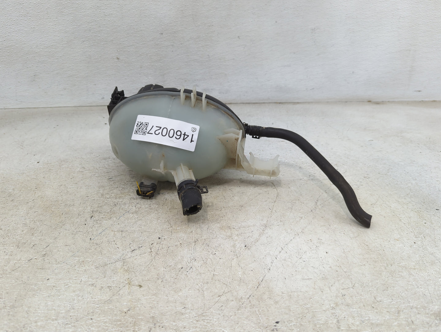 2010 Glk350 Radiator Coolant Overflow Expansion Tank Bottle - Oemusedautoparts1.com
