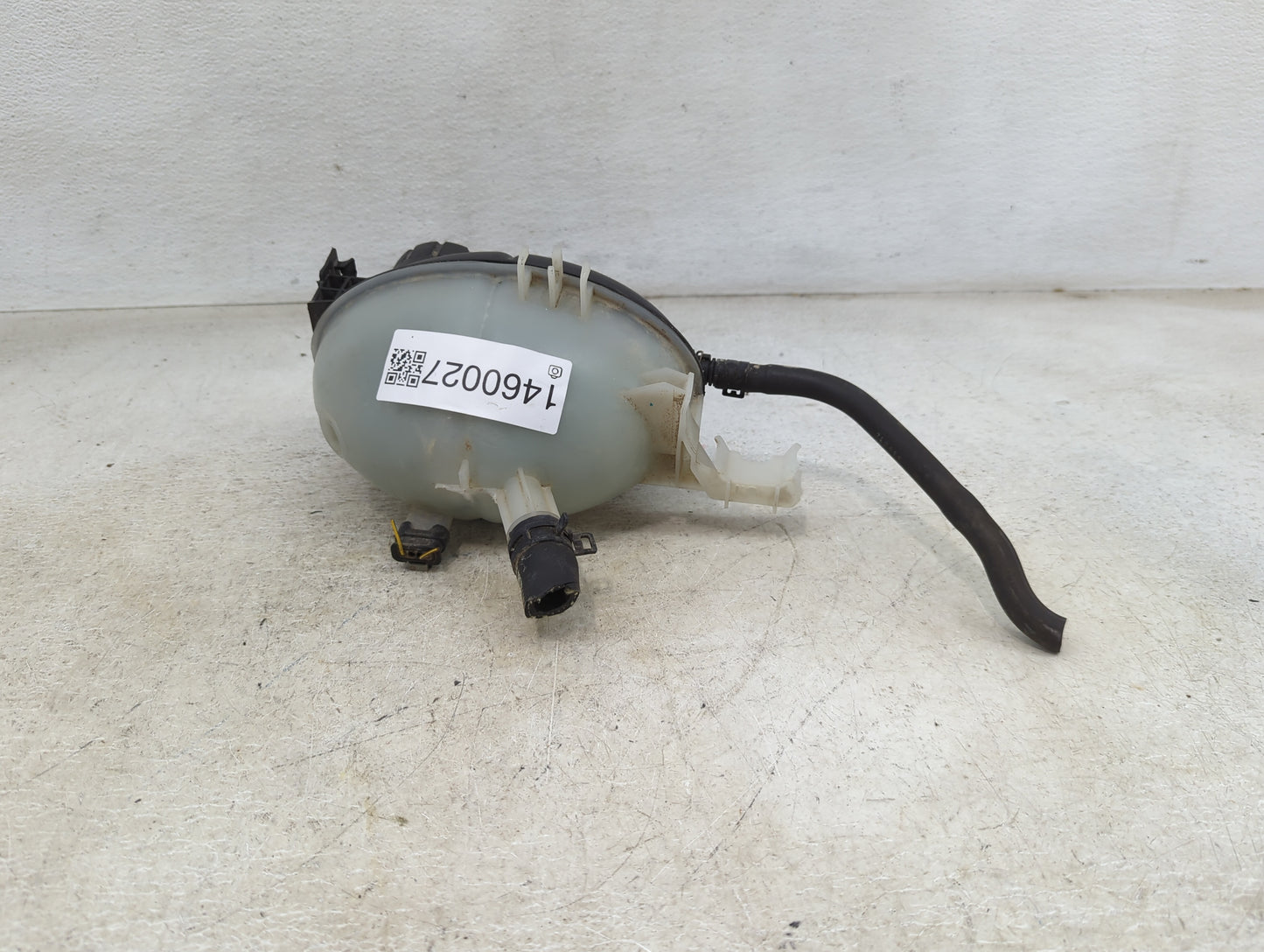 2010 Glk350 Radiator Coolant Overflow Expansion Tank Bottle - Oemusedautoparts1.com