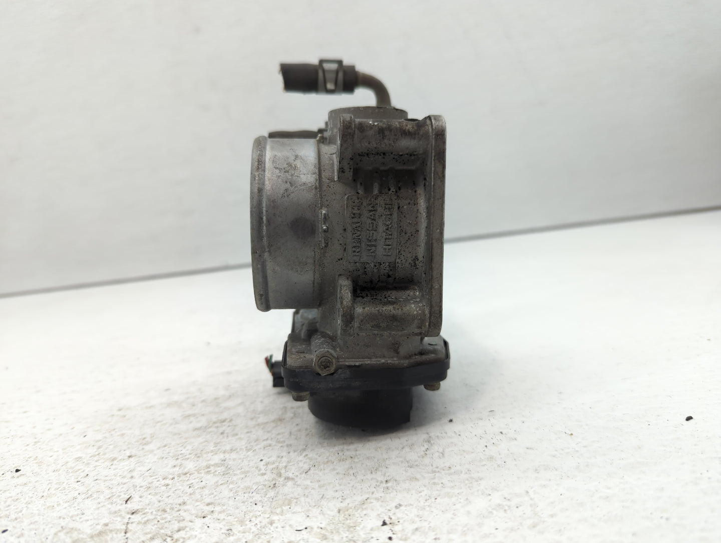2010-2015 Mercedes-Benz Ml350 Throttle Body P/N:A 642 090 02 70 6420900270 Fits OEM Used Auto Parts - Oemusedautoparts1.com