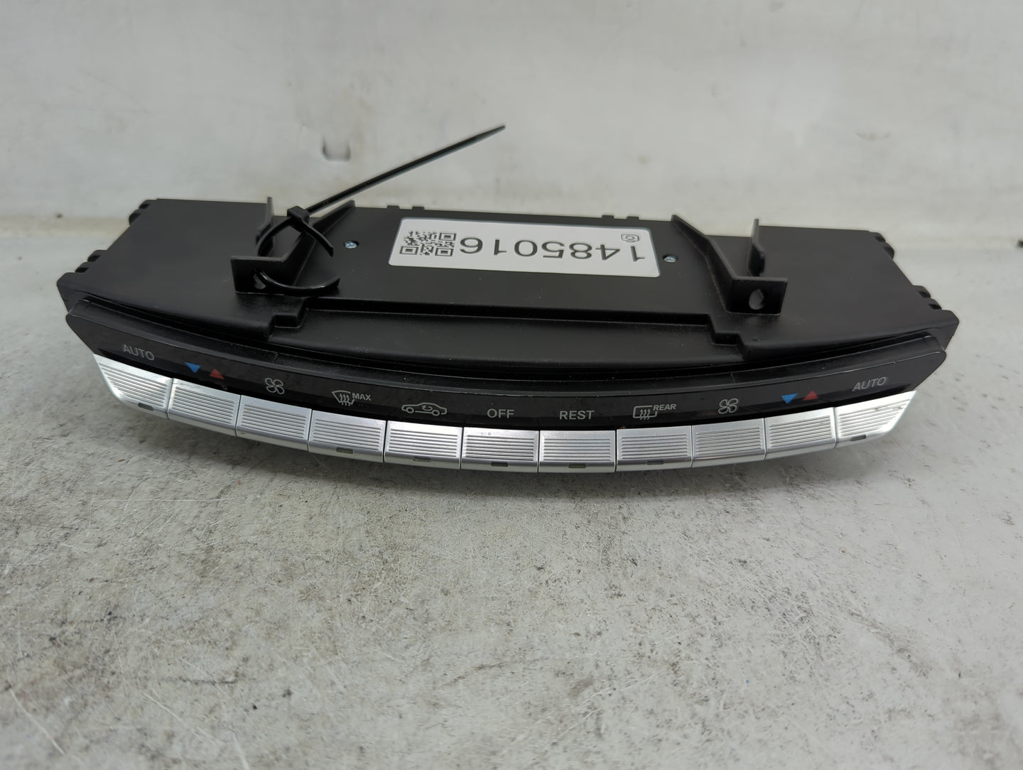 2011 Mercedes-Benz S-Class Climate Control Module Temperature AC/Heater Replacement P/N:A 221 905 52 00 A 221 905 28 00 Fits