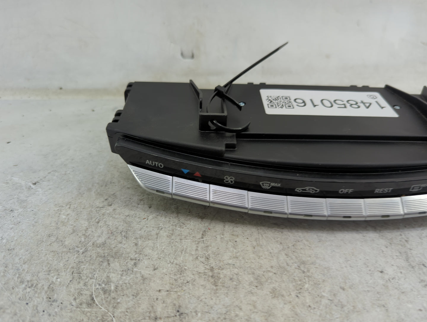 2011 Mercedes-Benz S-Class Climate Control Module Temperature AC/Heater Replacement P/N:A 221 905 52 00 A 221 905 28 00 Fits