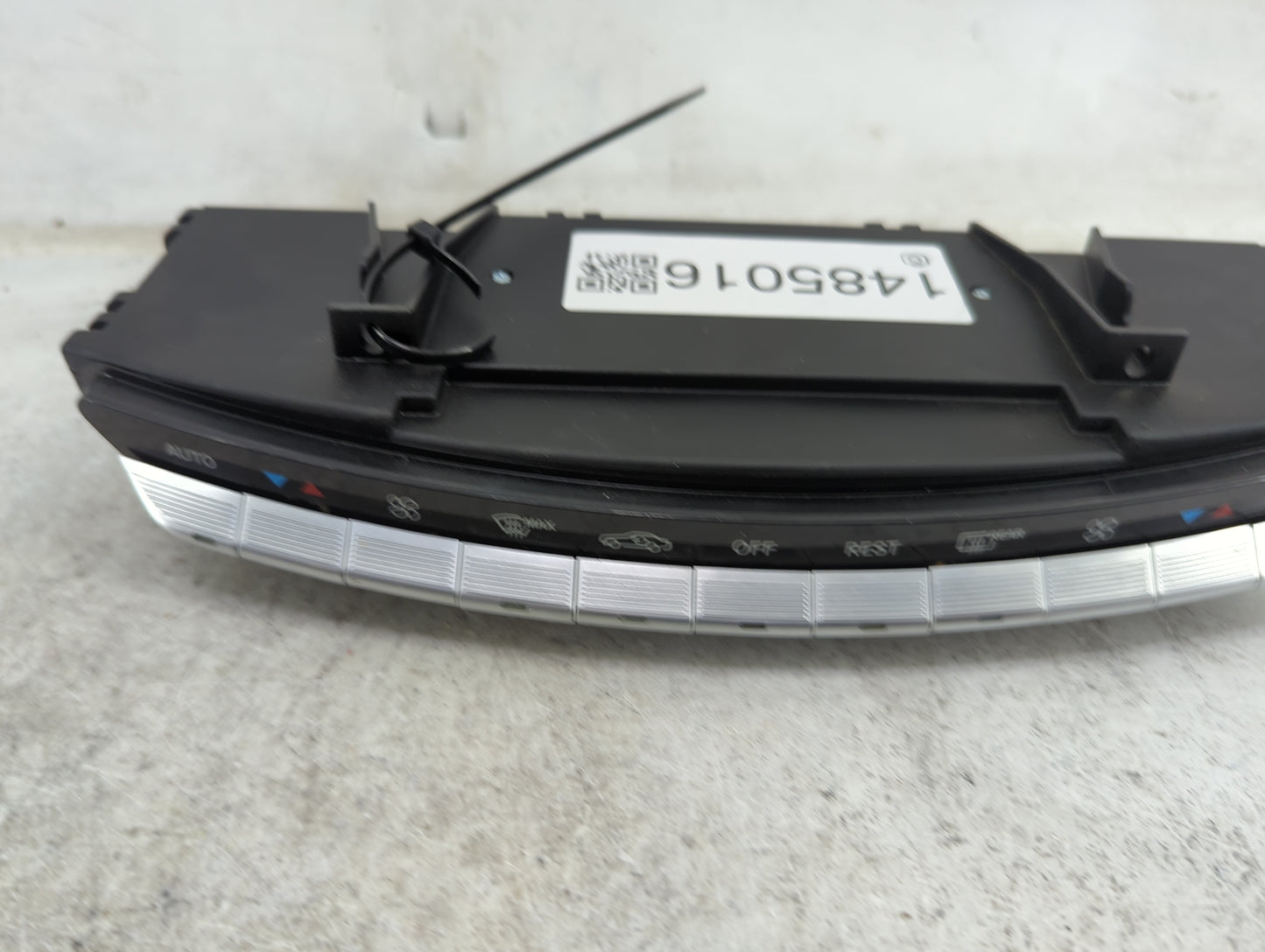 2011 Mercedes-Benz S-Class Climate Control Module Temperature AC/Heater Replacement P/N:A 221 905 52 00 A 221 905 28 00 Fits