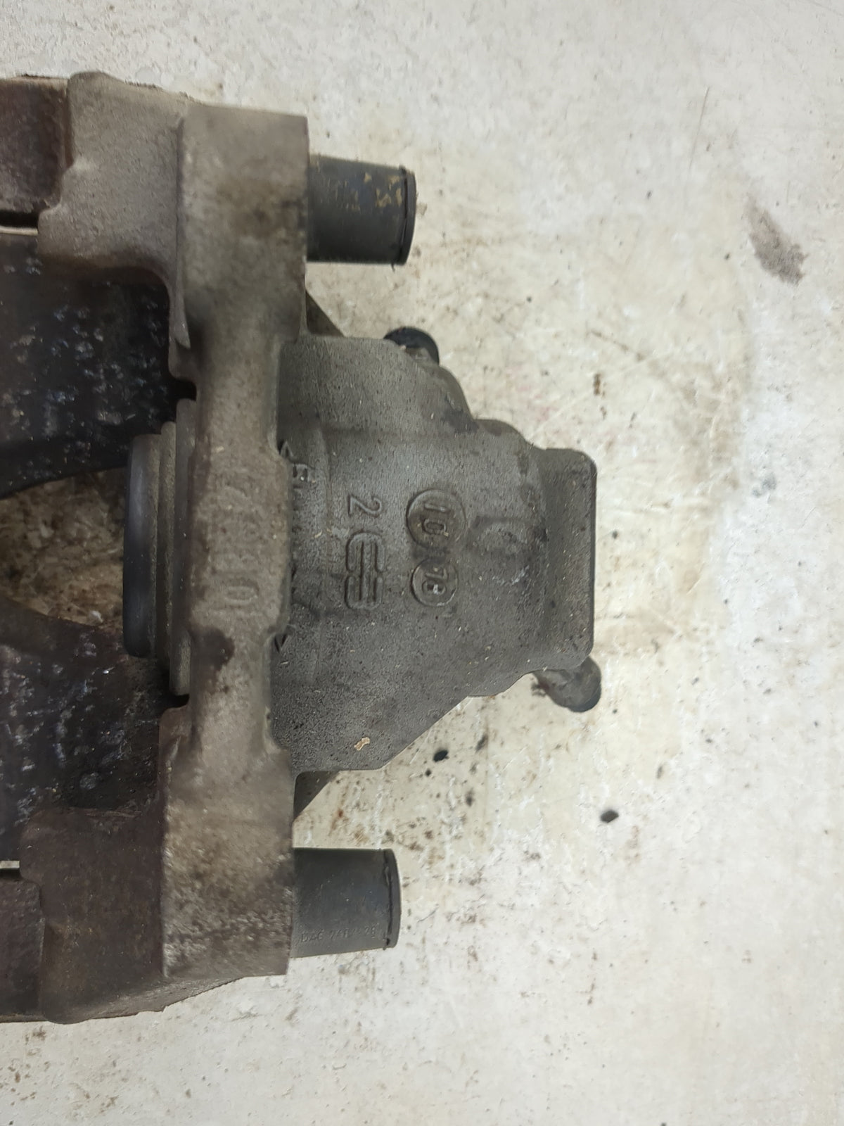 Mercedes C-class Rear Passenger Right Brake Caliper - Oemusedautoparts1.com