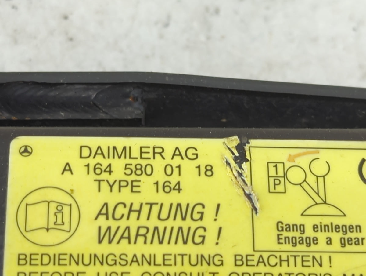 2011 Mercedes Glk350 Spare Scissor Car Jack - Oemusedautoparts1.com