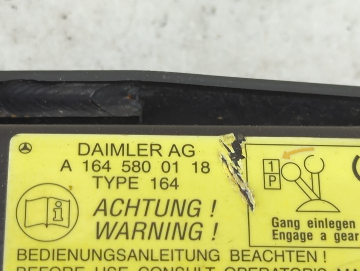 2011 Mercedes Glk350 Spare Scissor Car Jack - Oemusedautoparts1.com