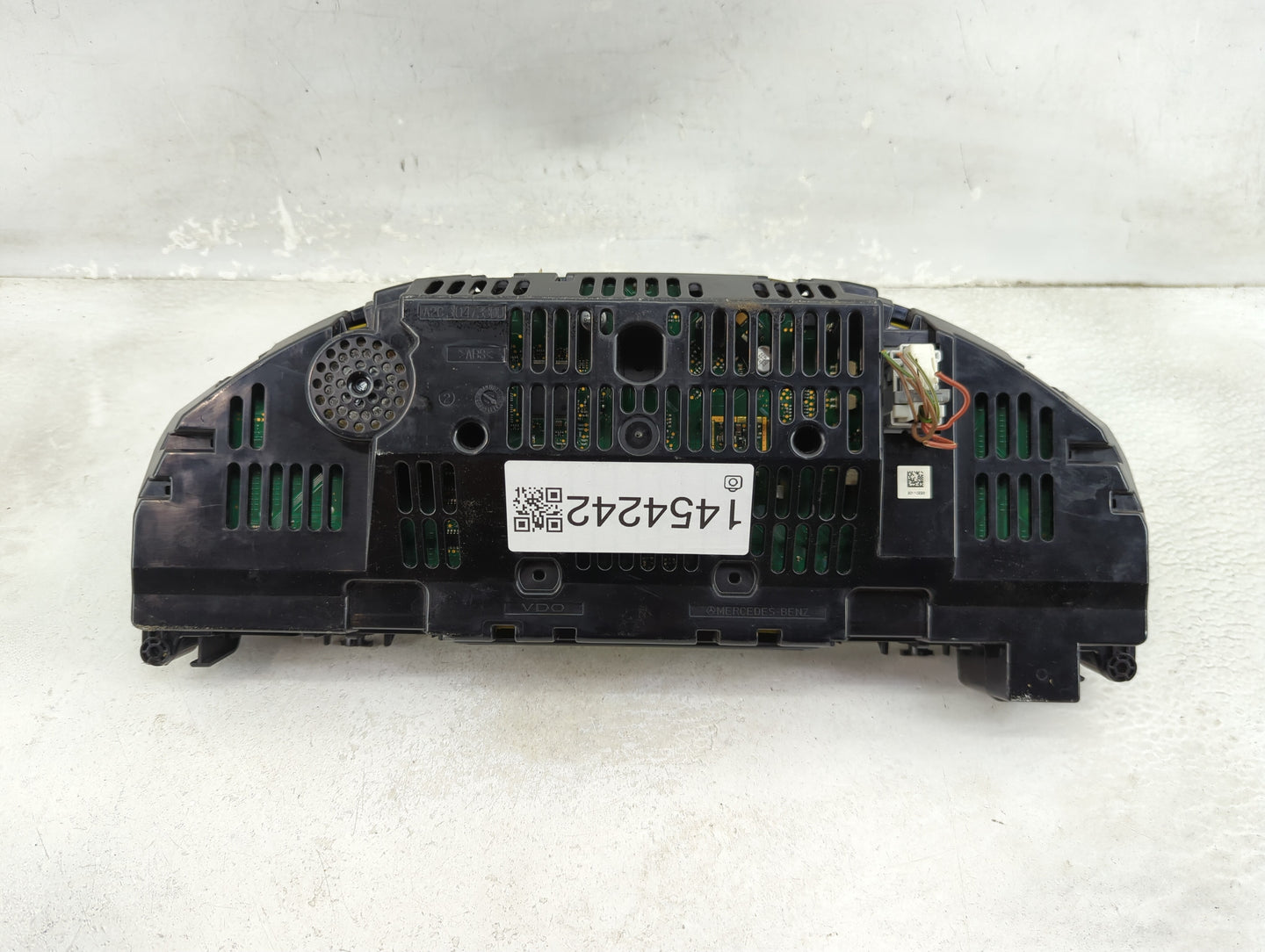 2011 Mercedes Benz E Class Instrument Cluster Speedometer Gauges Miles:168K Fits OEM Used Auto Parts - Oemusedautoparts1.com
